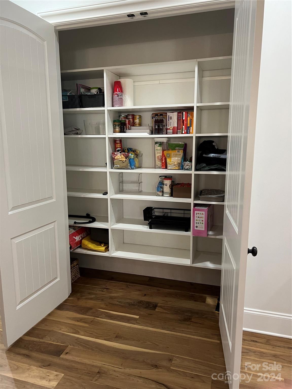 The Peninsula - Residential