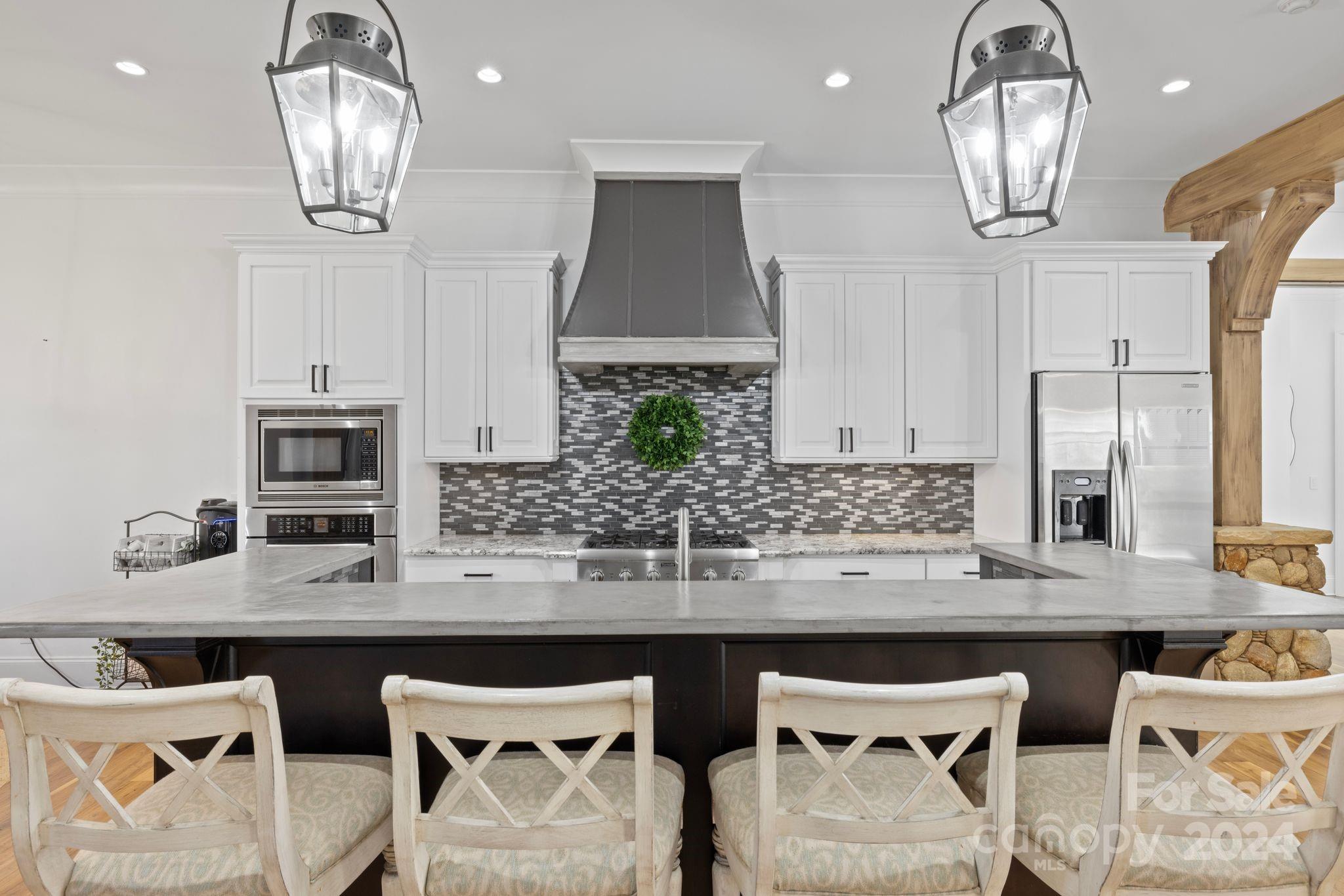 The Peninsula - Residential