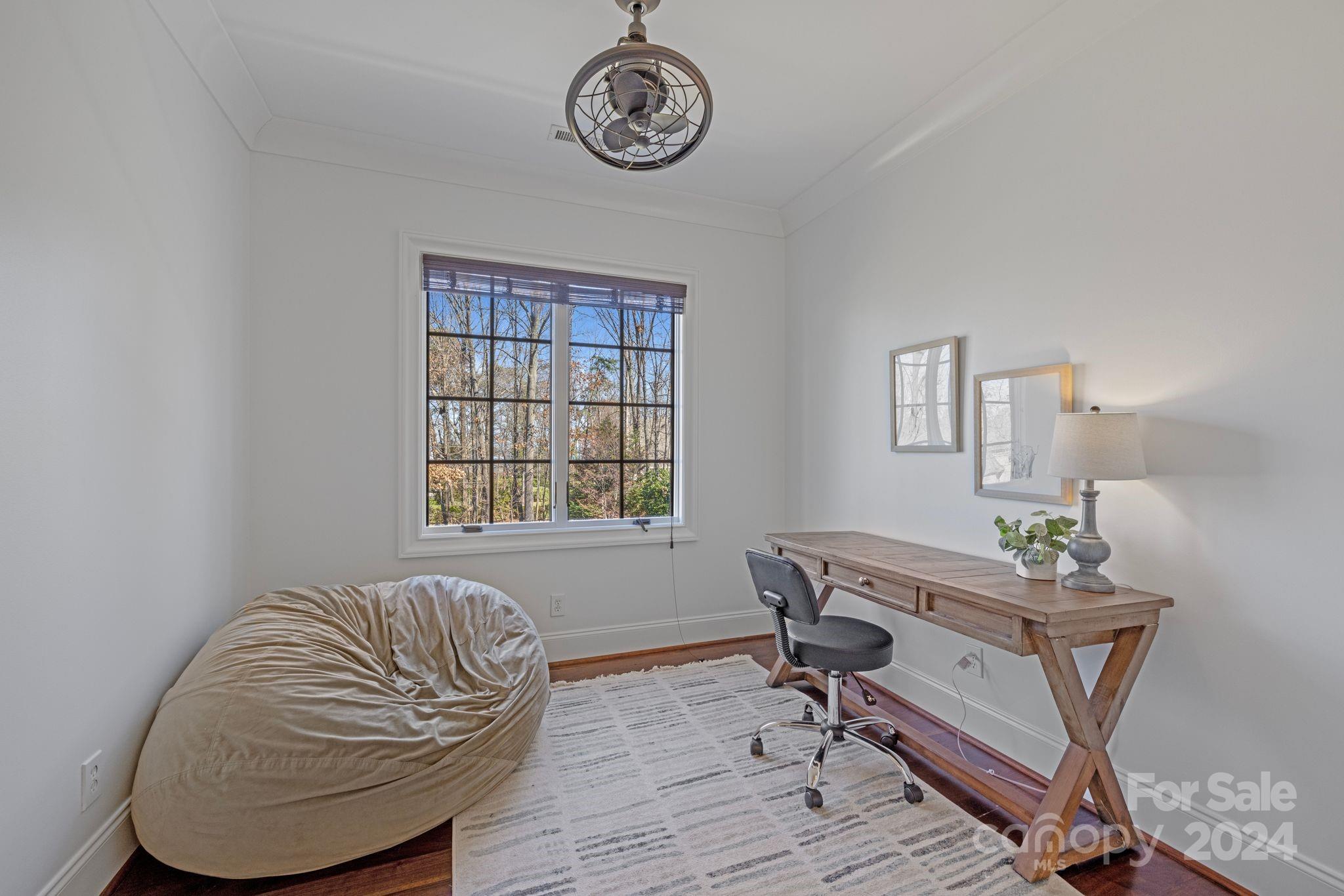 The Peninsula - Residential