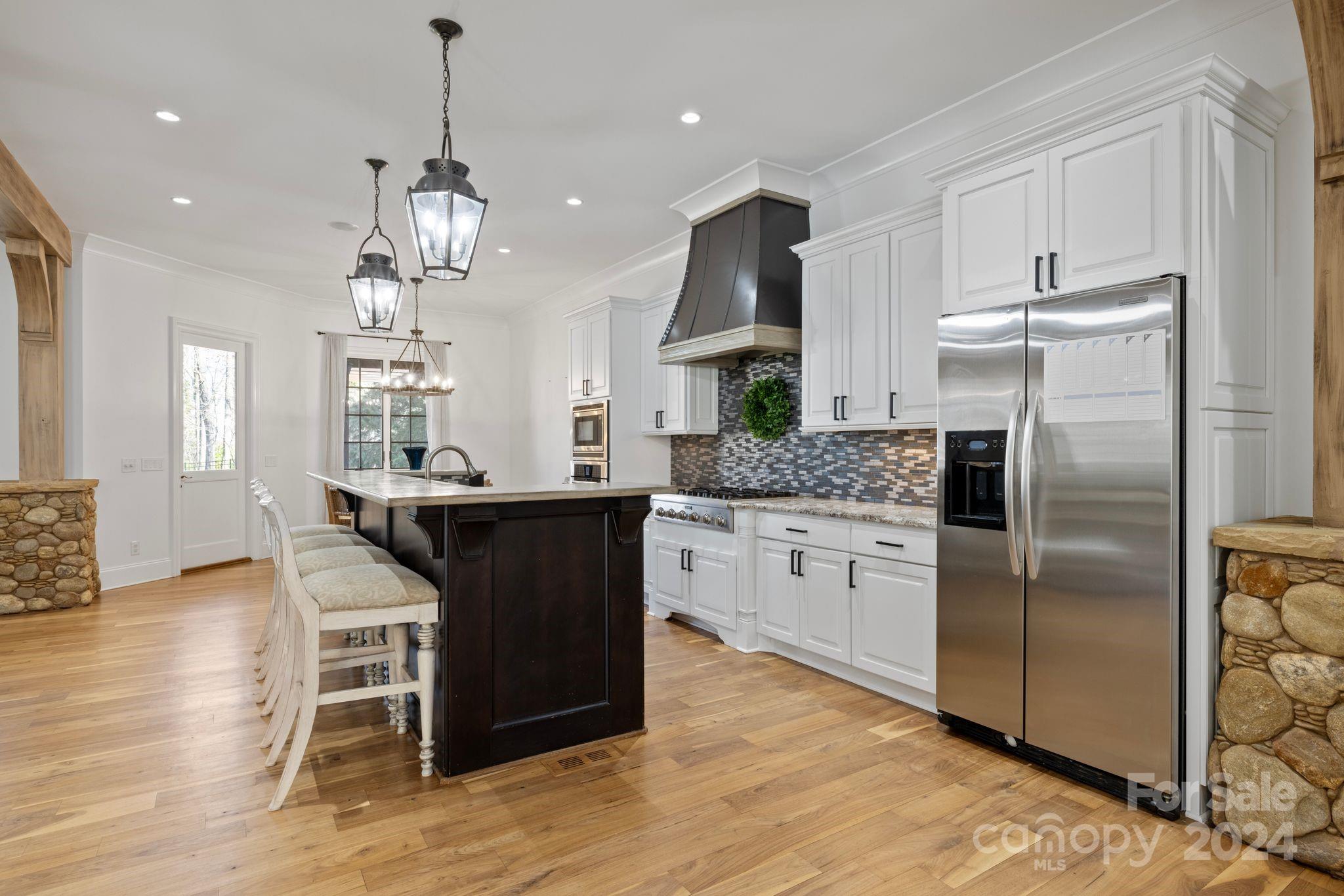 The Peninsula - Residential