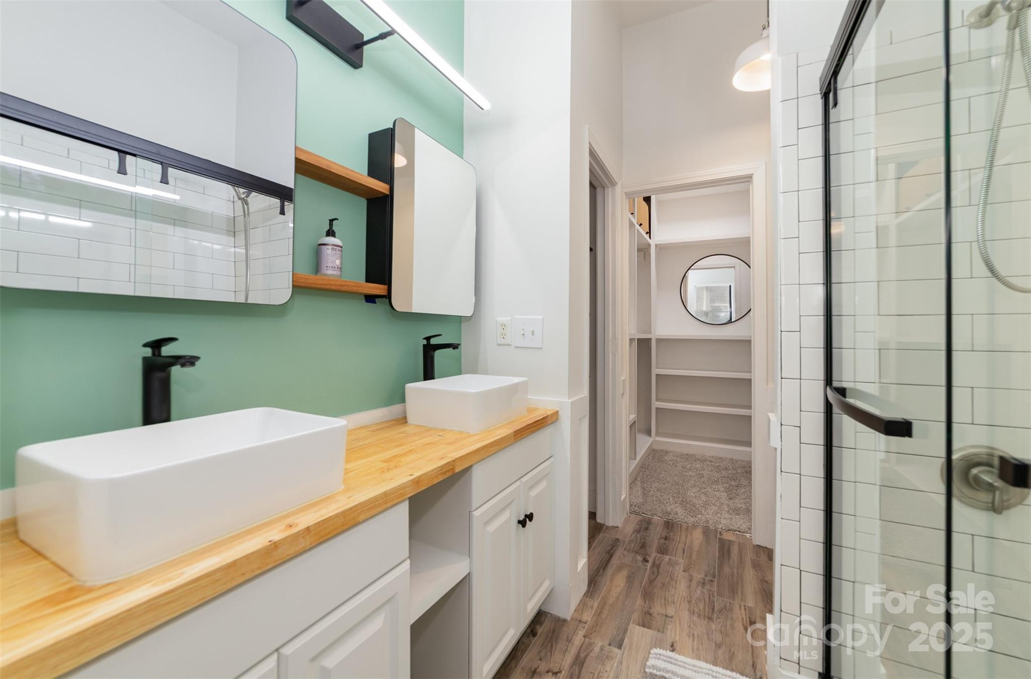 The Colony Condos - Residential