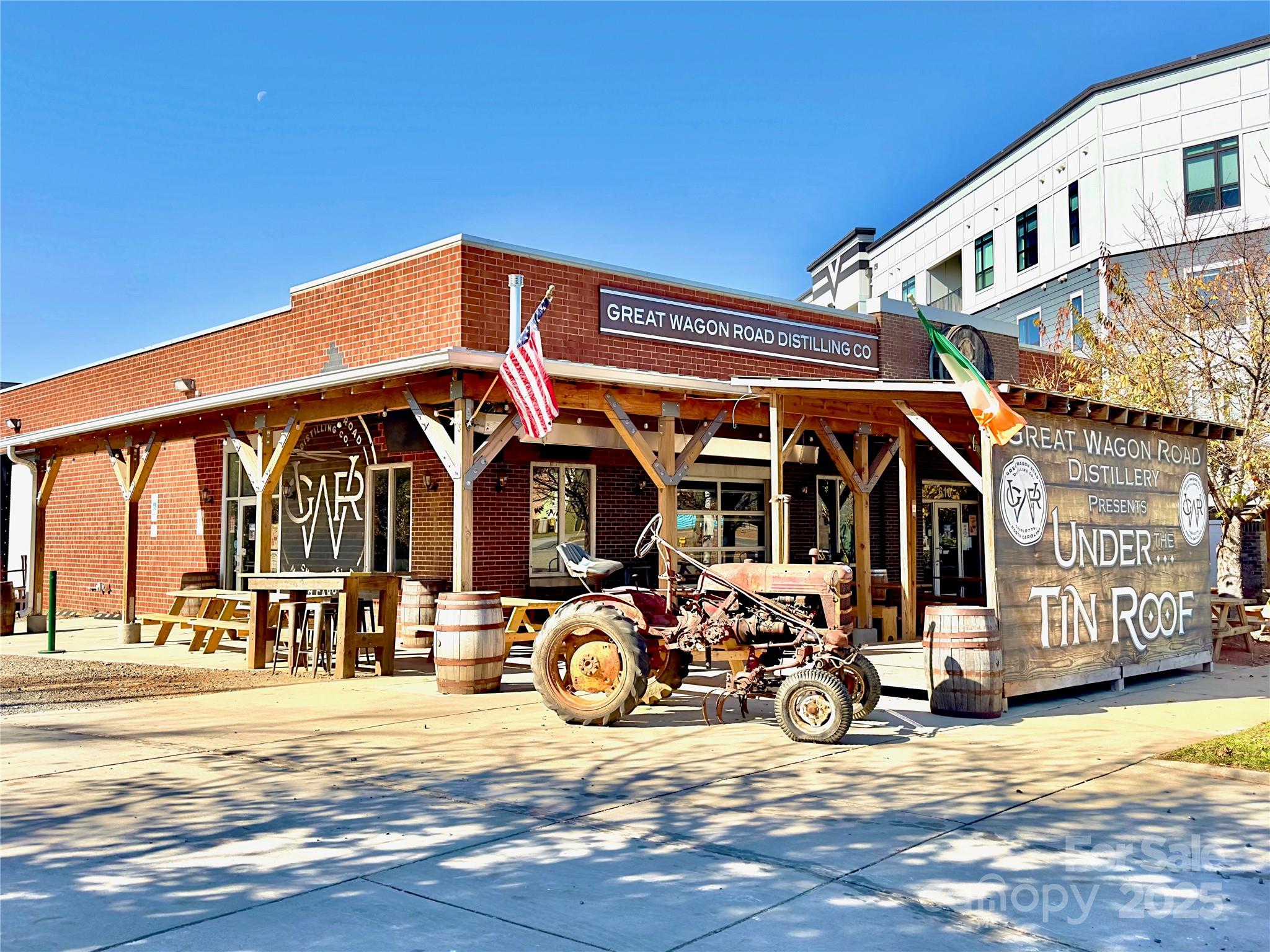 The Colony Condos - Residential