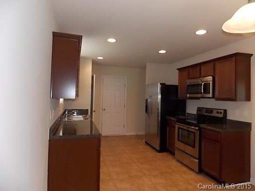 Kelly Woods - Residential Lease