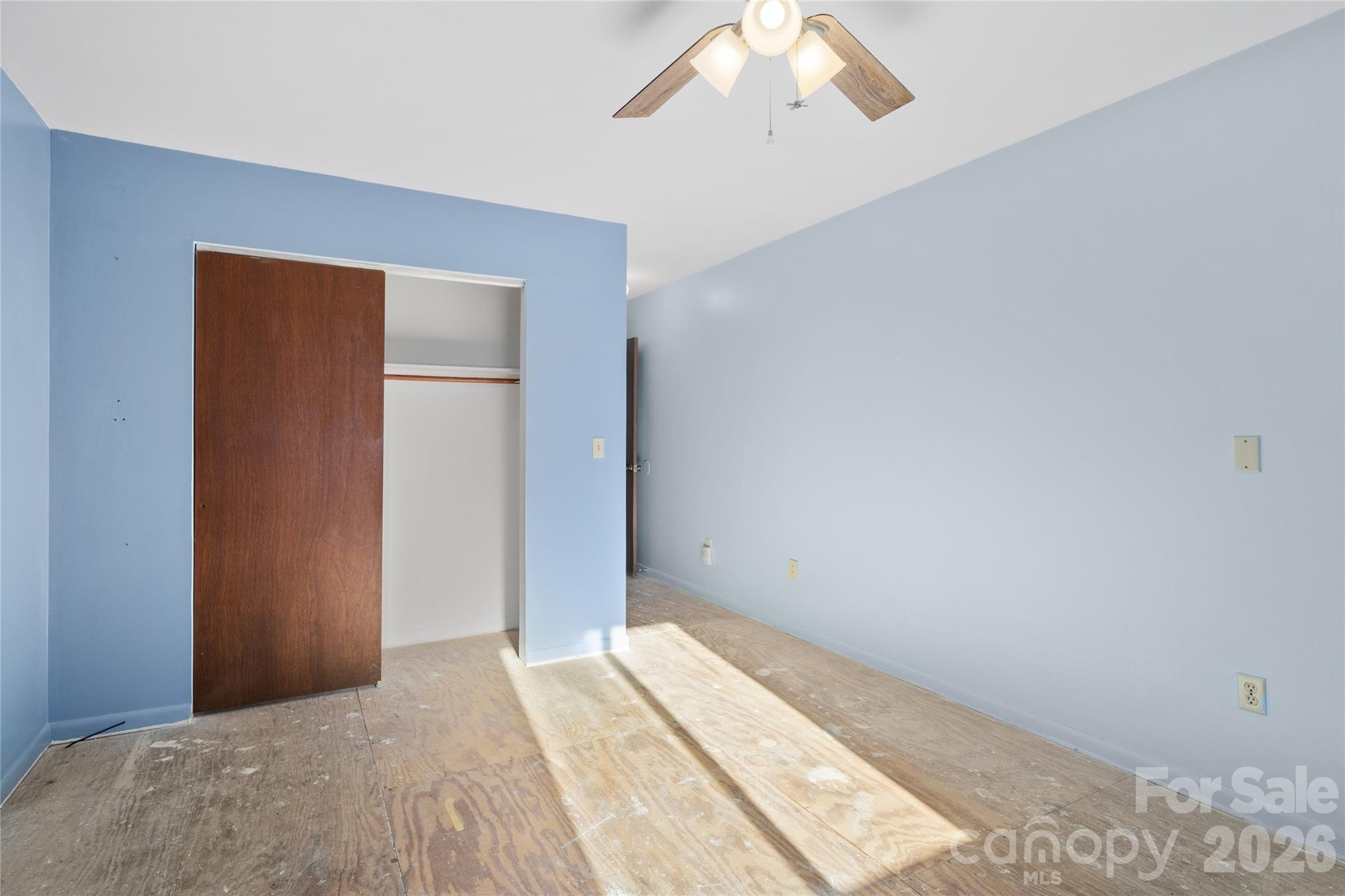 Village Glen - Residential