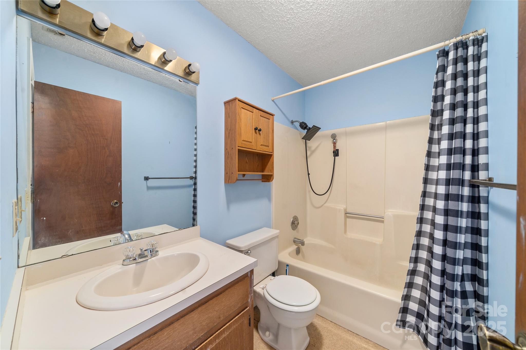 Village Glen - Residential