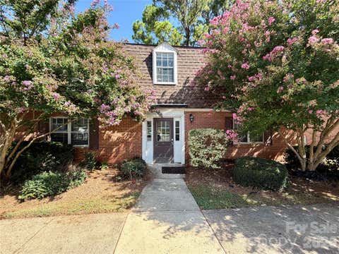 Photo of 5805 Hunting Ridge Lane #J, Charlotte, NC 28212 (MLS # 4405871)