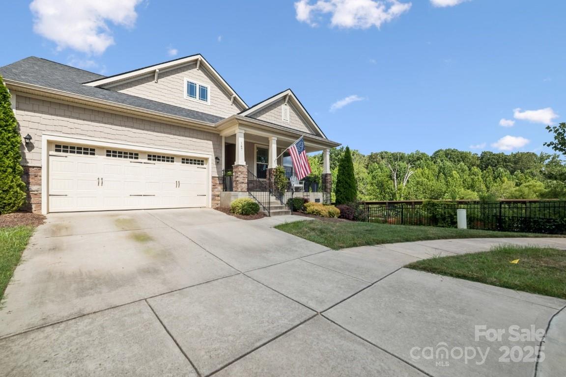 147 Boxtail Way