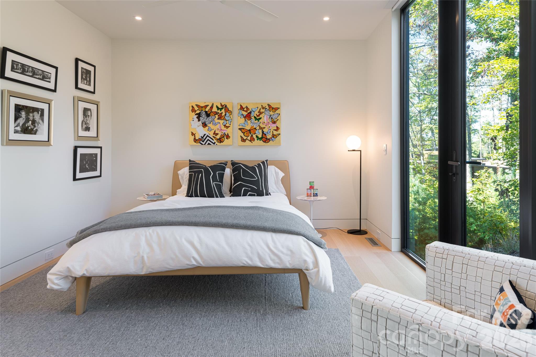 Ventana - Residential