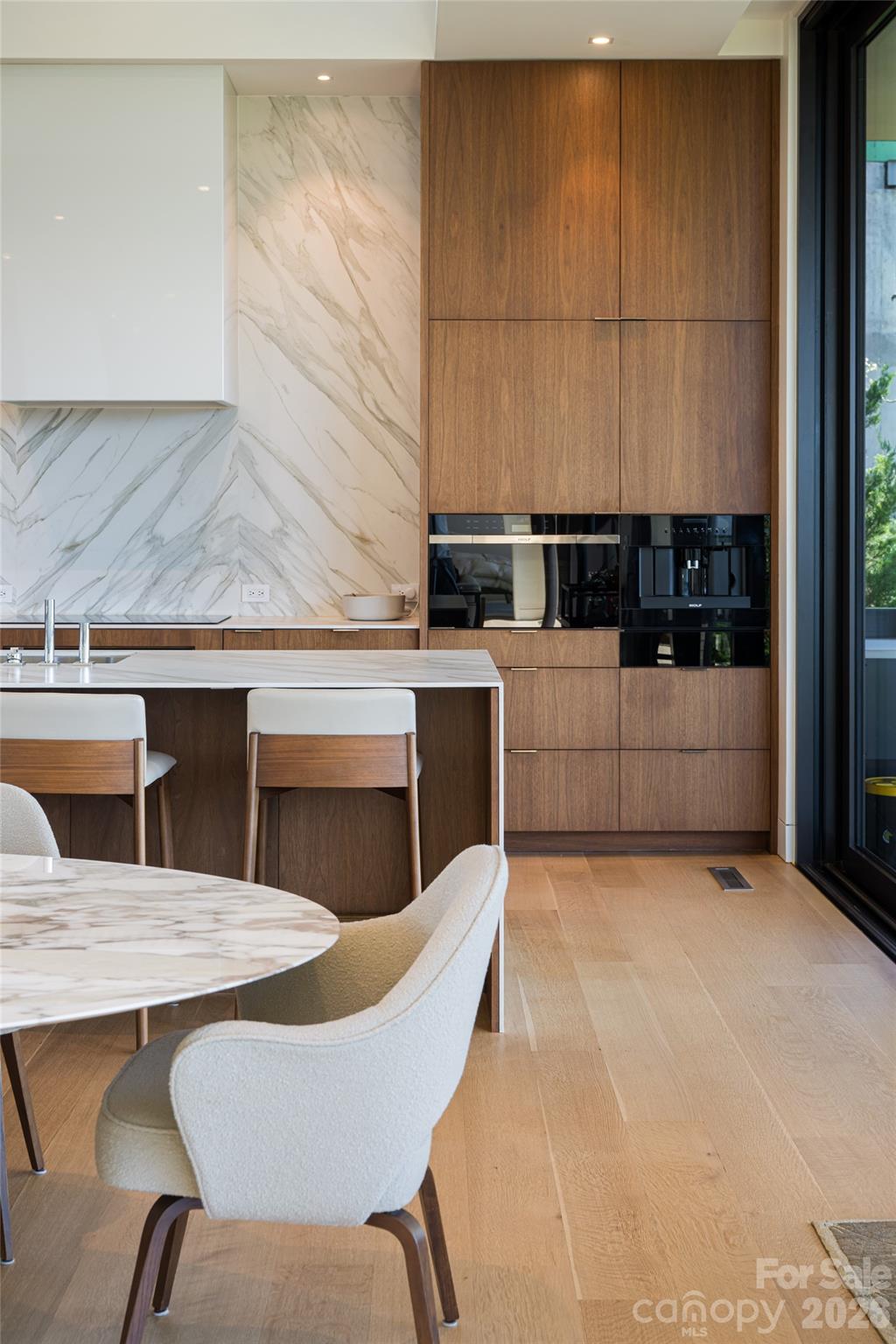 Ventana - Residential