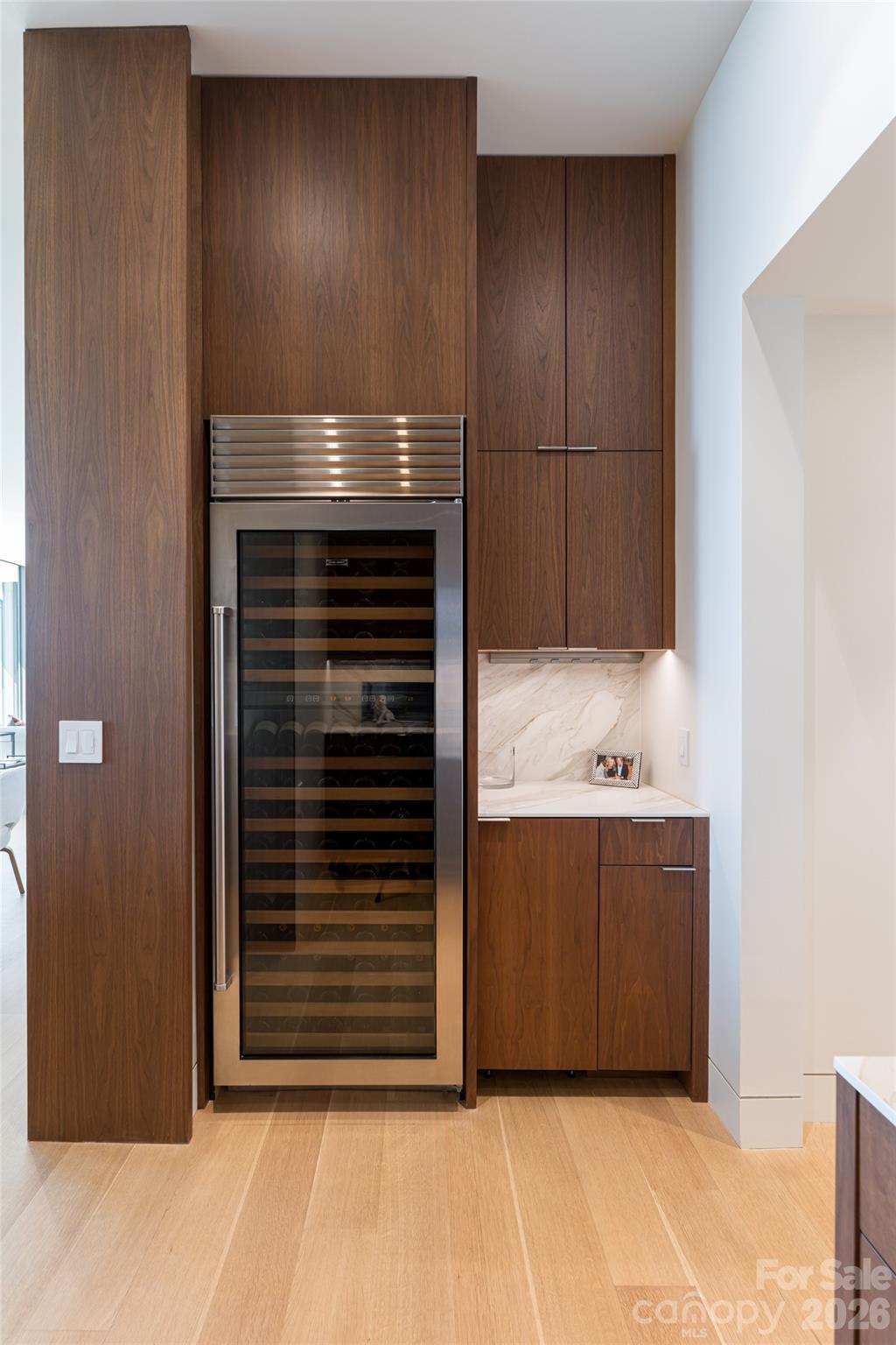 Ventana - Residential