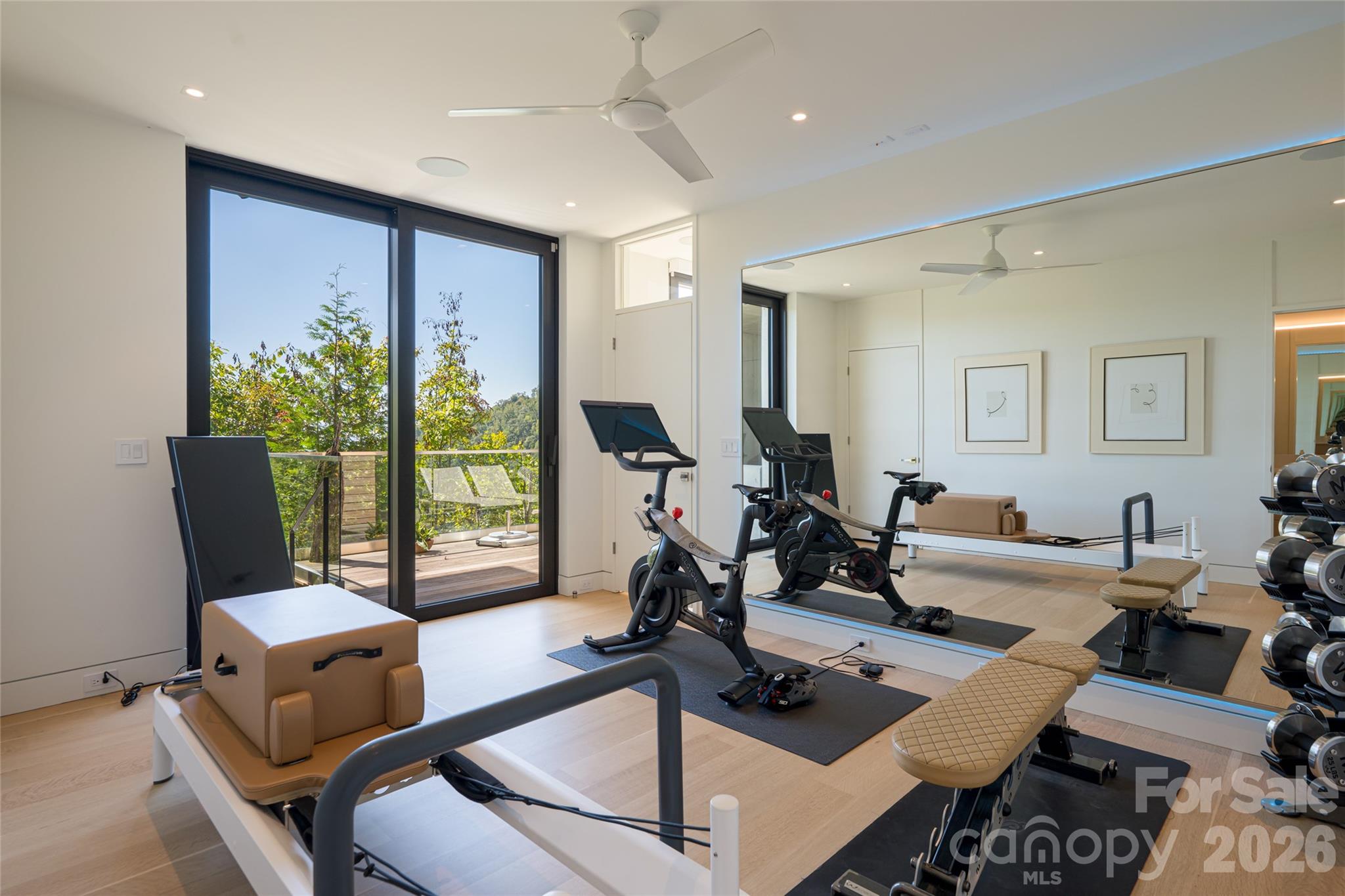 Ventana - Residential