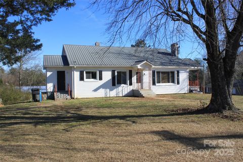 203 Trout Street Forest City NC 28043