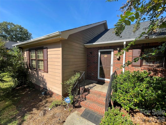 1300 LARCHMONT PL APT 701, SALISBURY, NC 28144 - Image fe09bcfbb5b1ac6a568d13adb7b39b70/1101095701