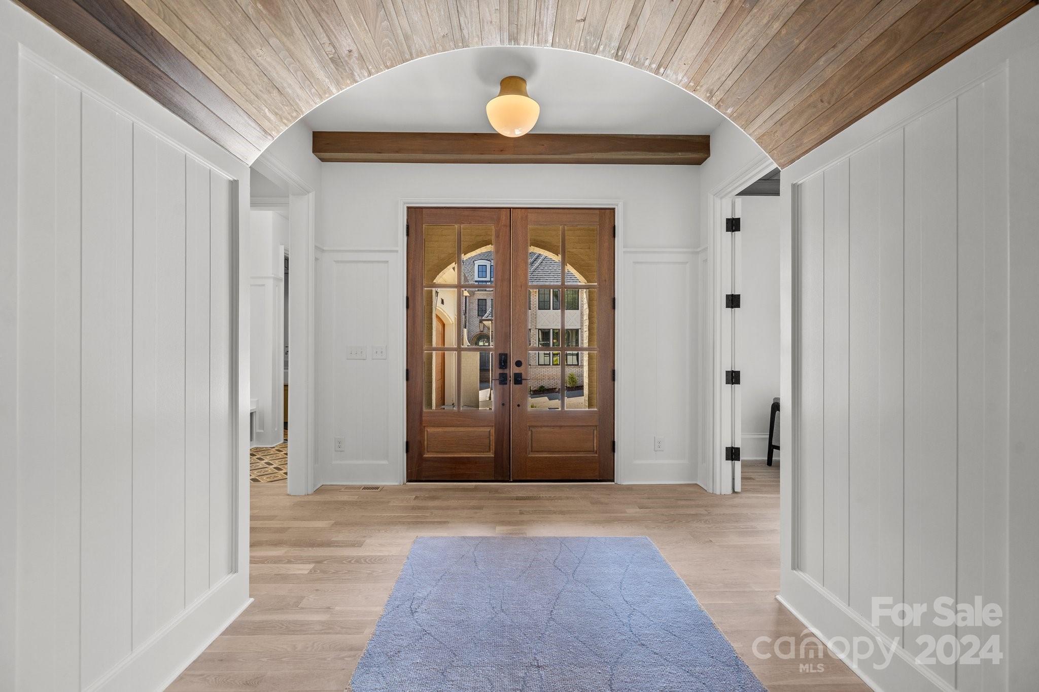 Chateau Sardis - Residential