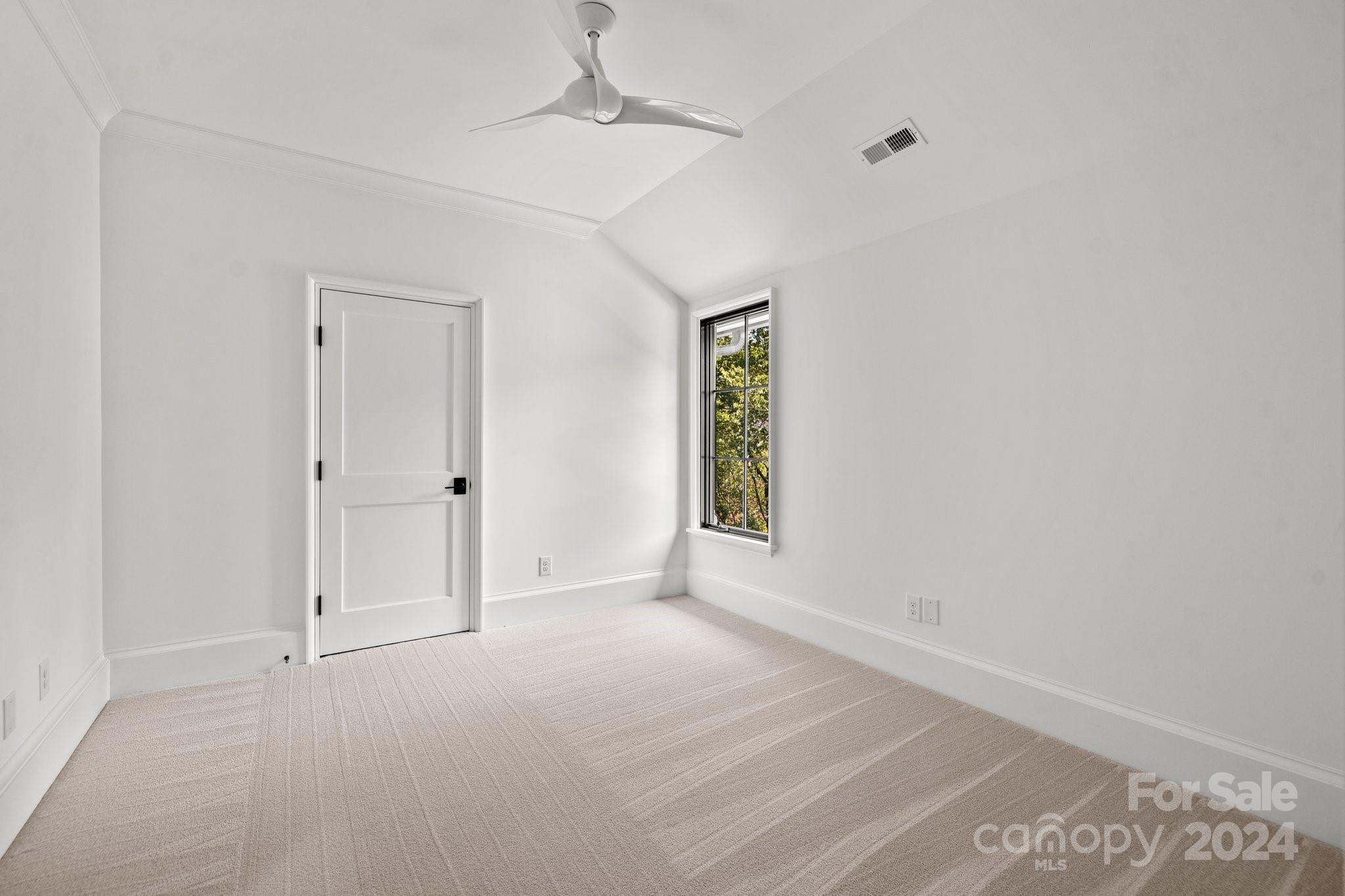 Chateau Sardis - Residential