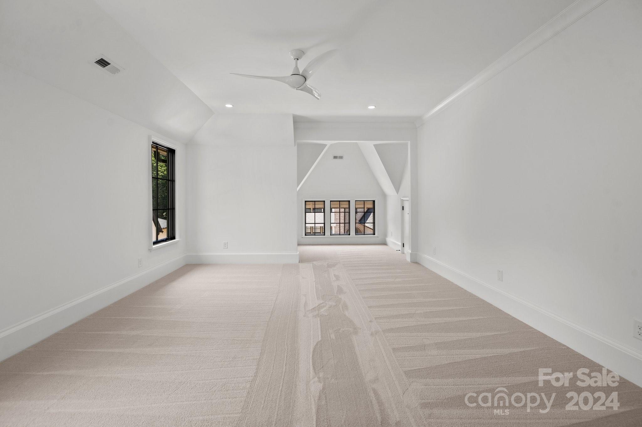 Chateau Sardis - Residential