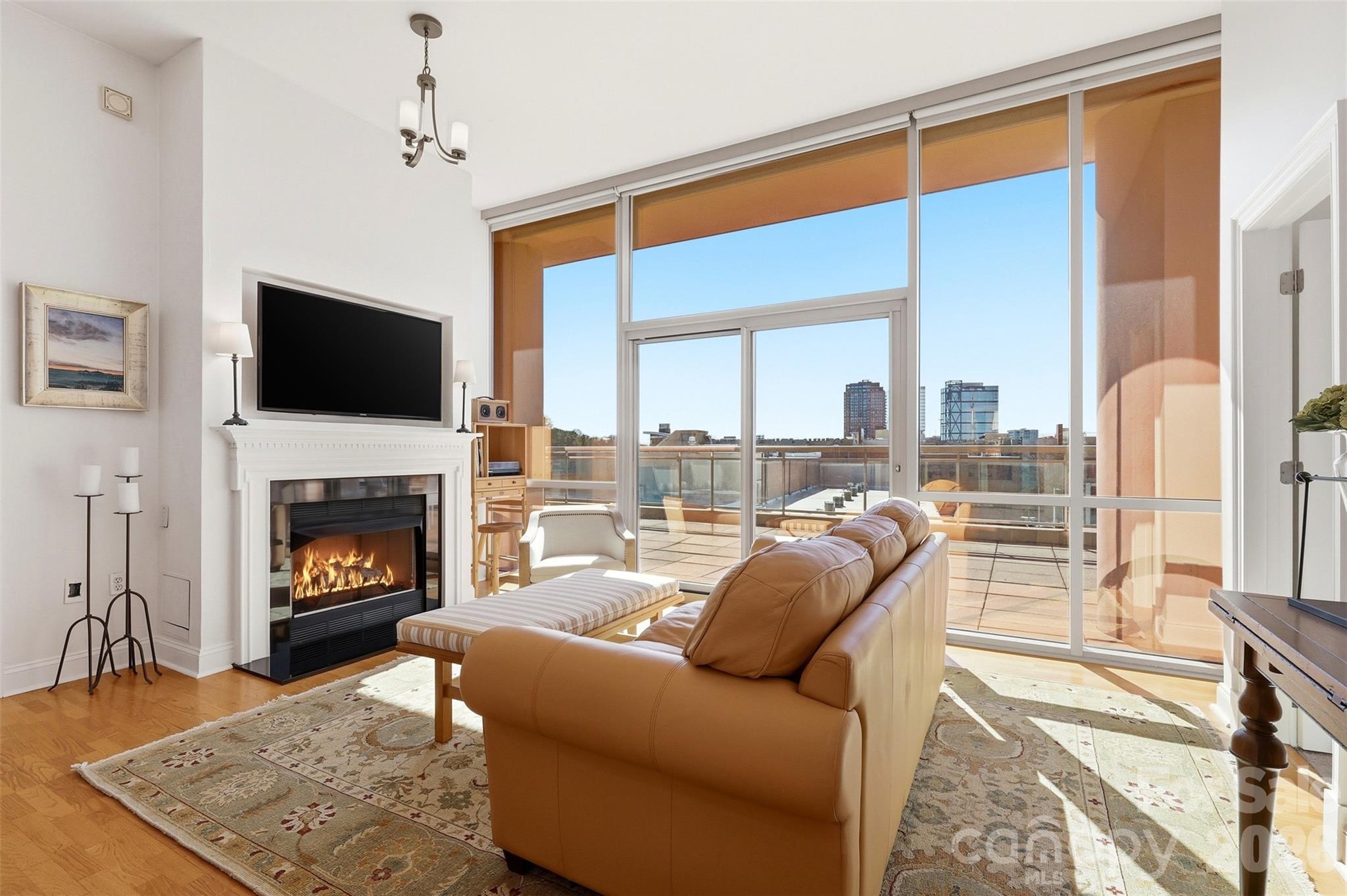 315 Arlington Avenue 504