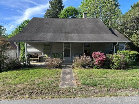 Photo of 138 Hemlock Street, Mocksville, NC 27028 (MLS # 4371028)