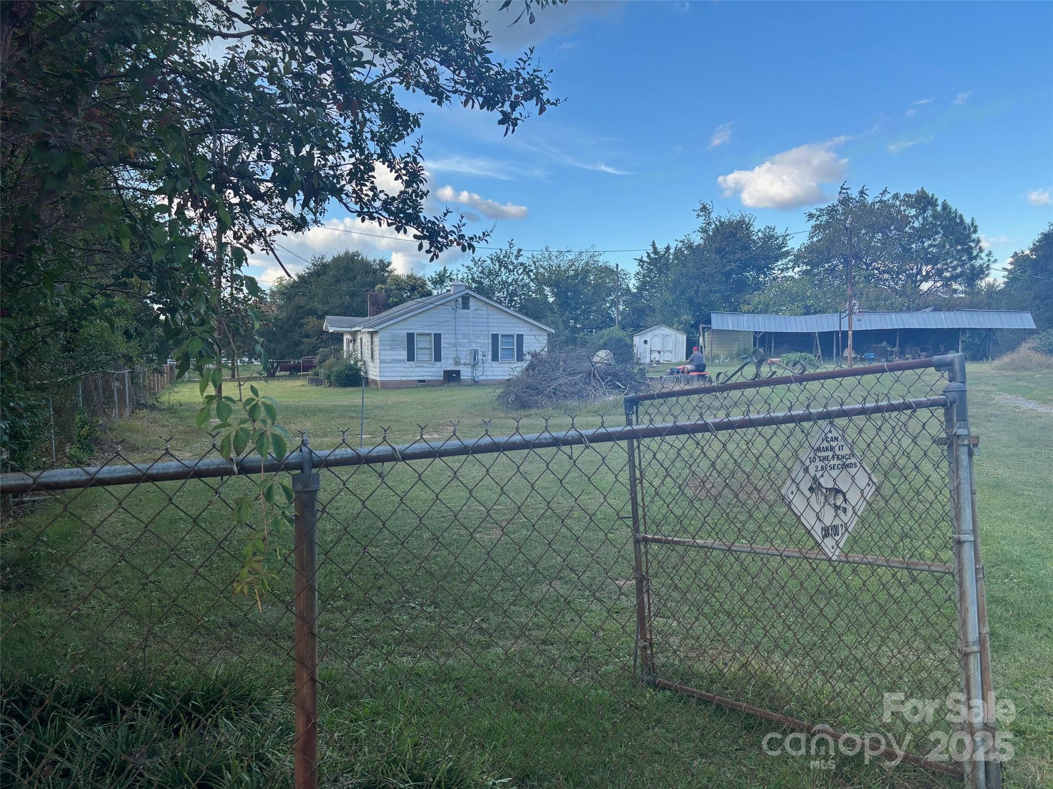 3036 Lee Road