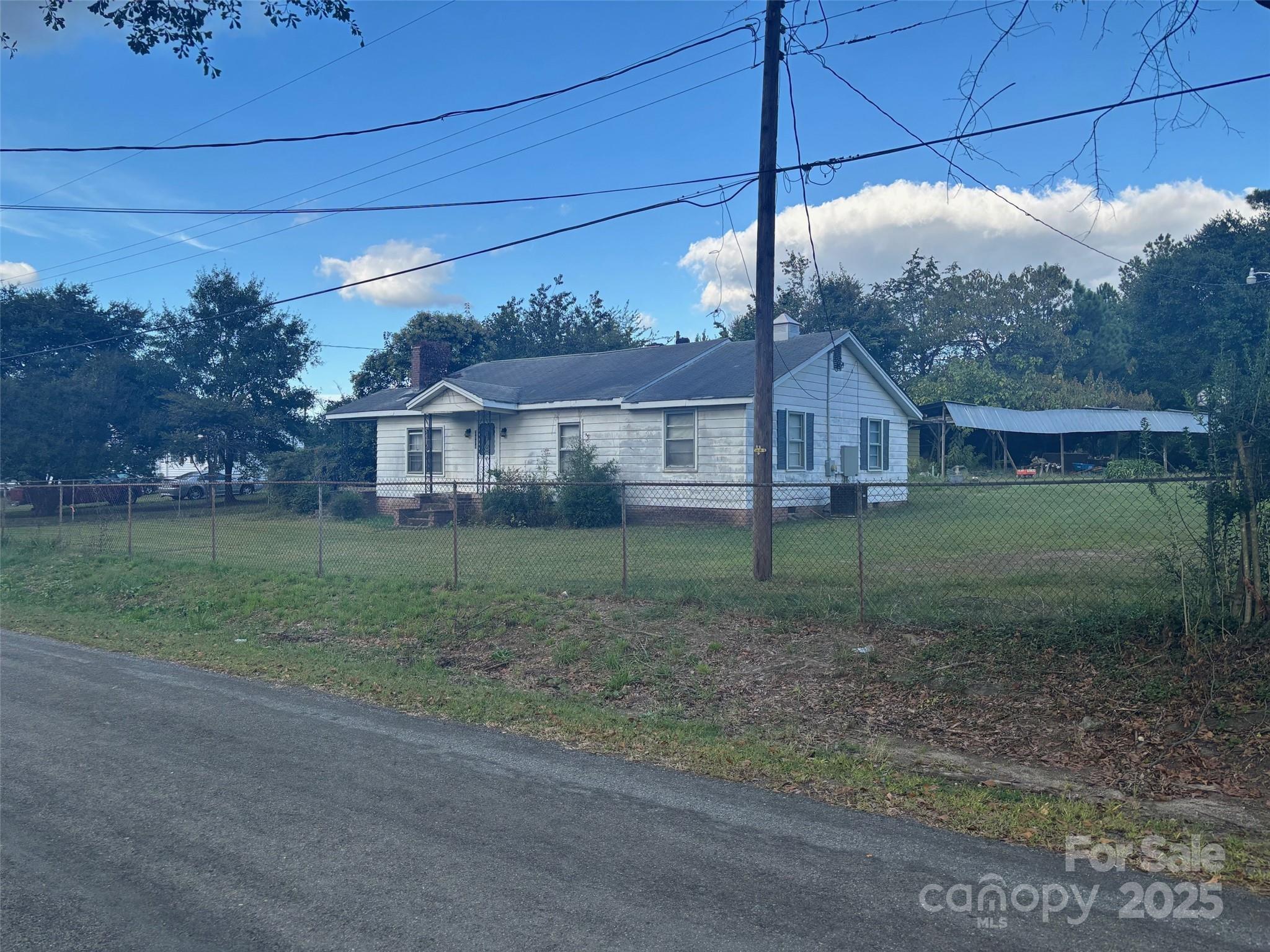 3036 Lee Road