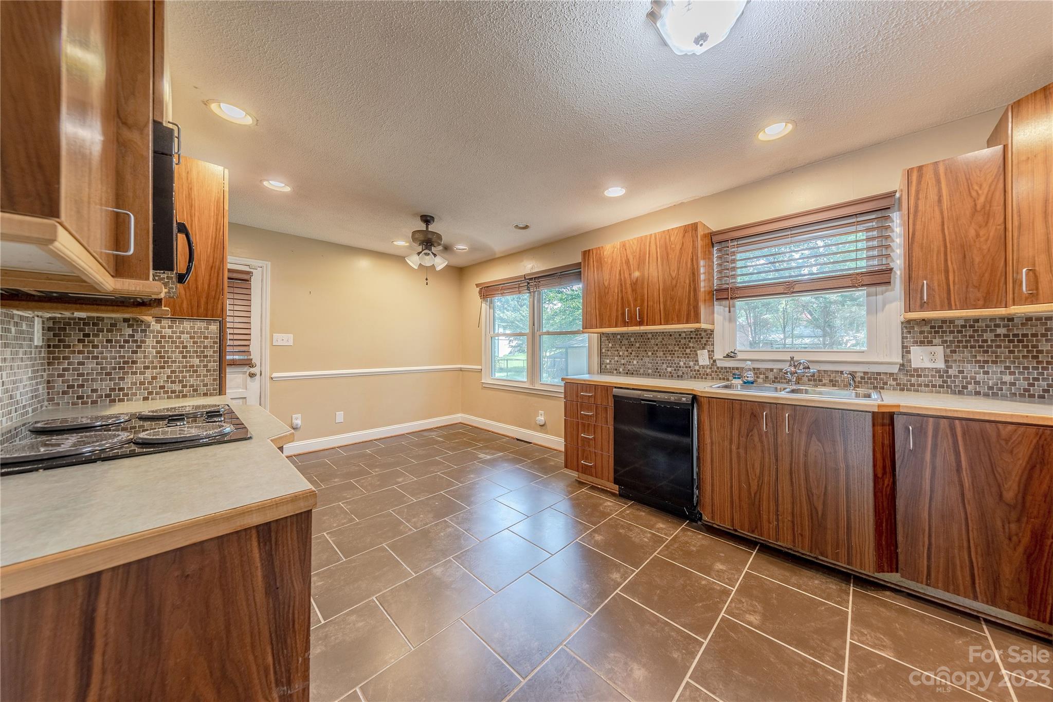 Pinedell - Residential