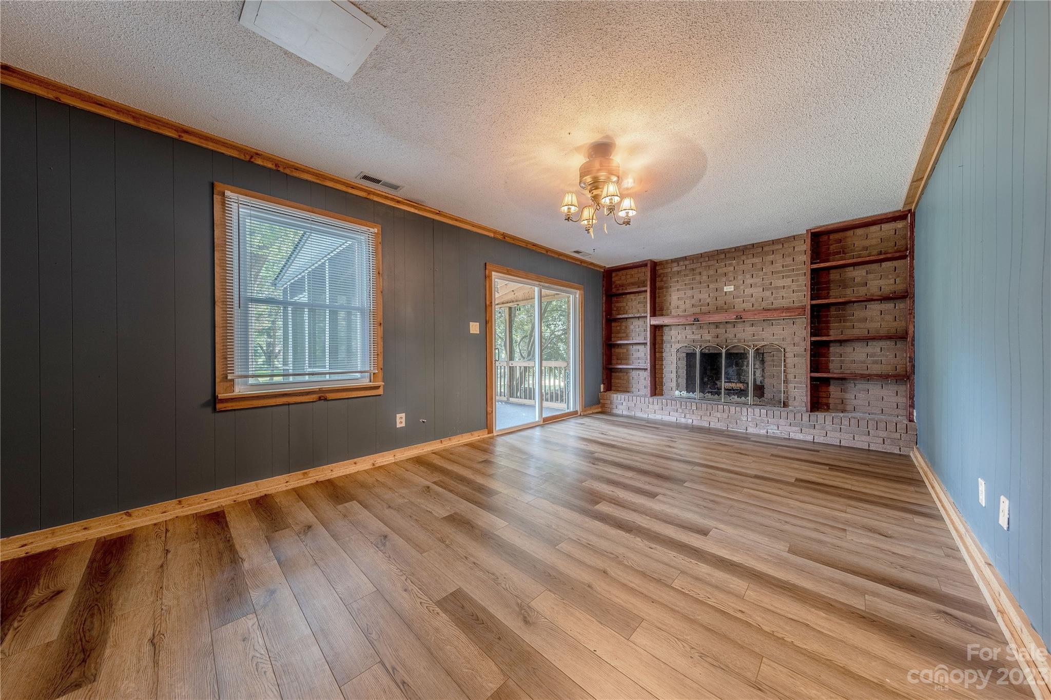 Pinedell - Residential