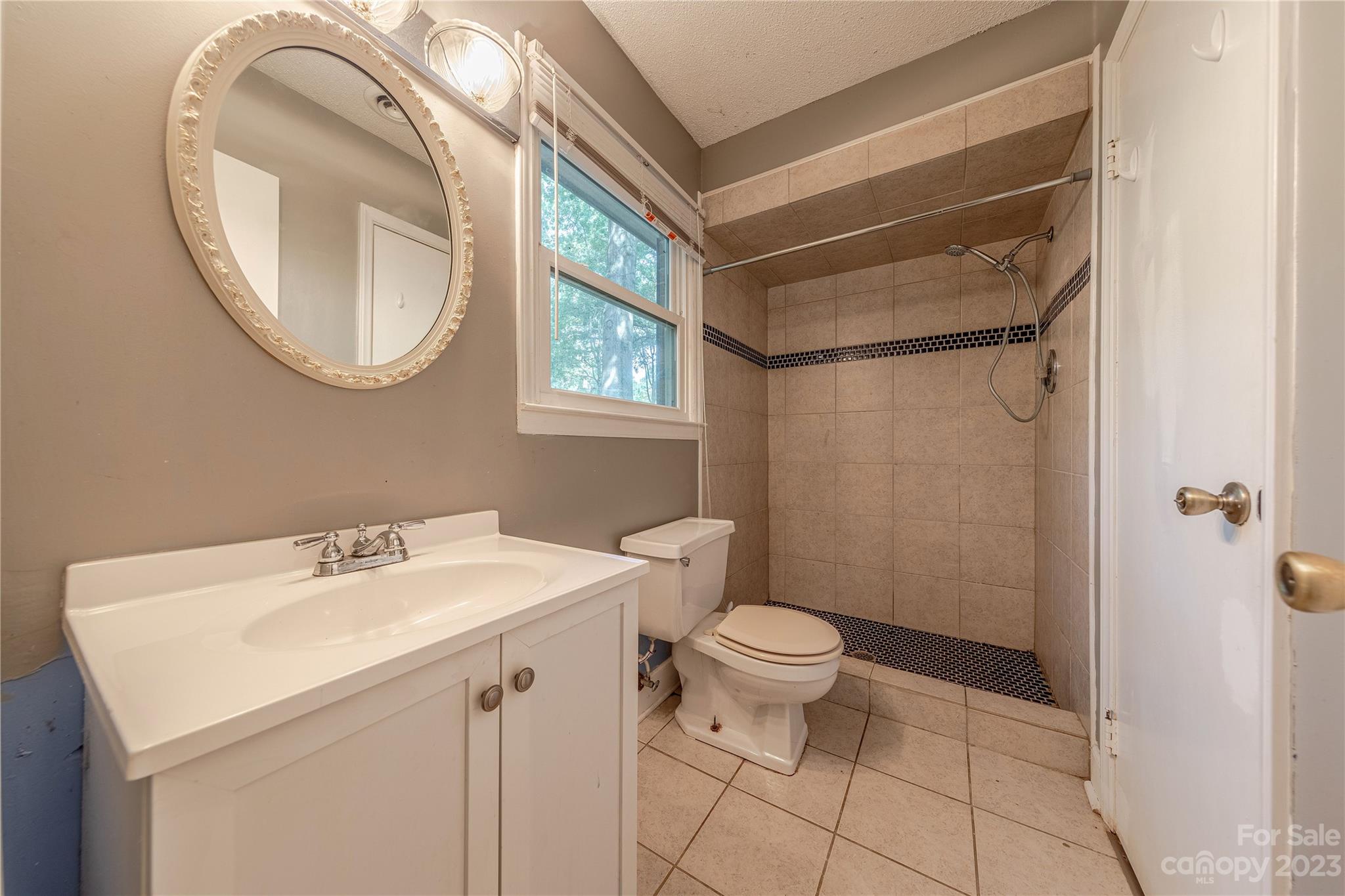 Pinedell - Residential