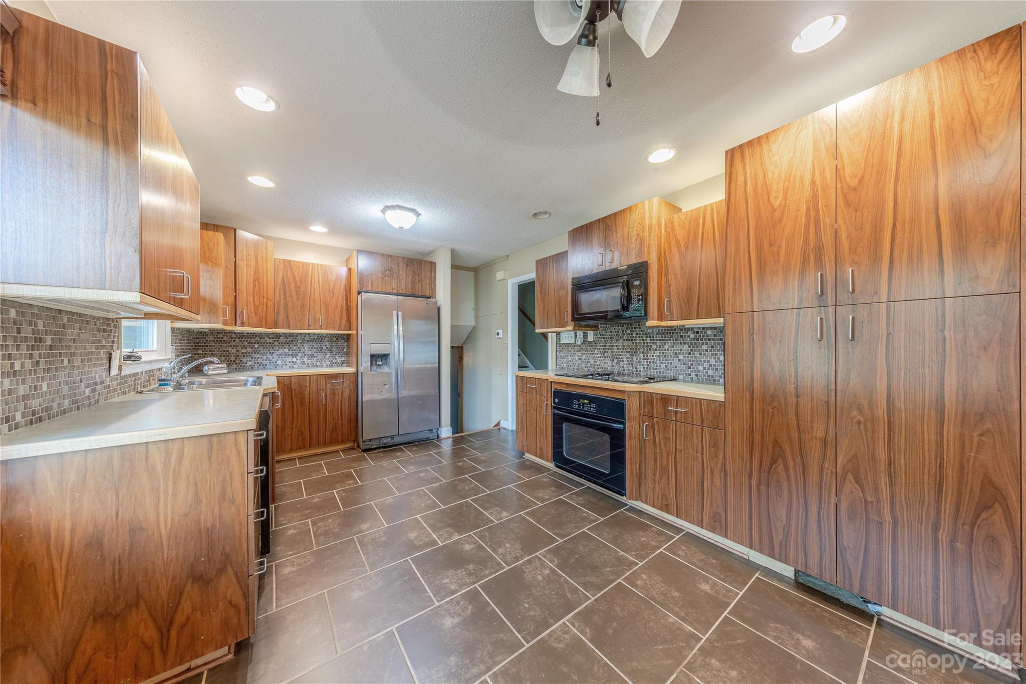 Pinedell - Residential