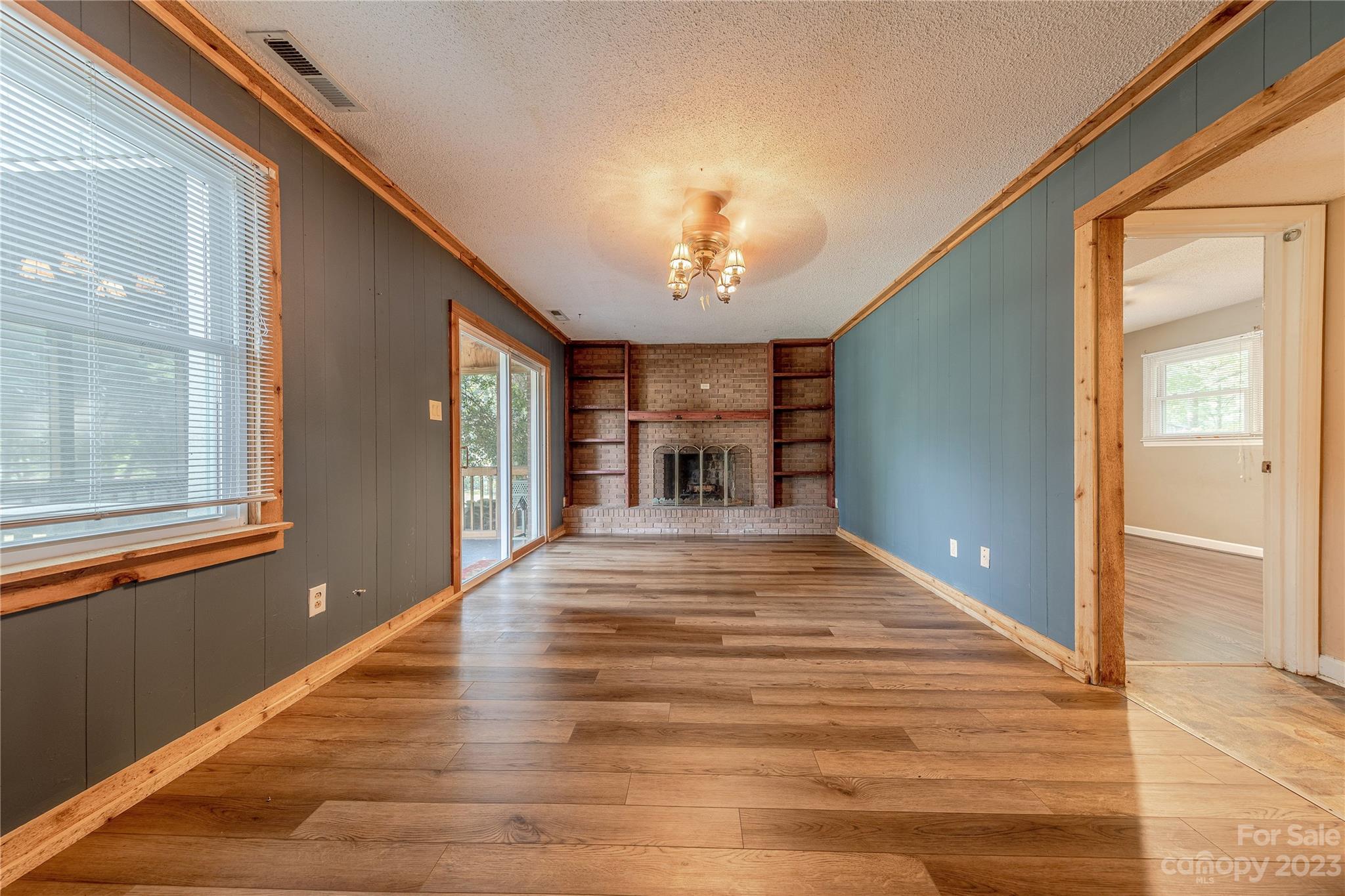 Pinedell - Residential