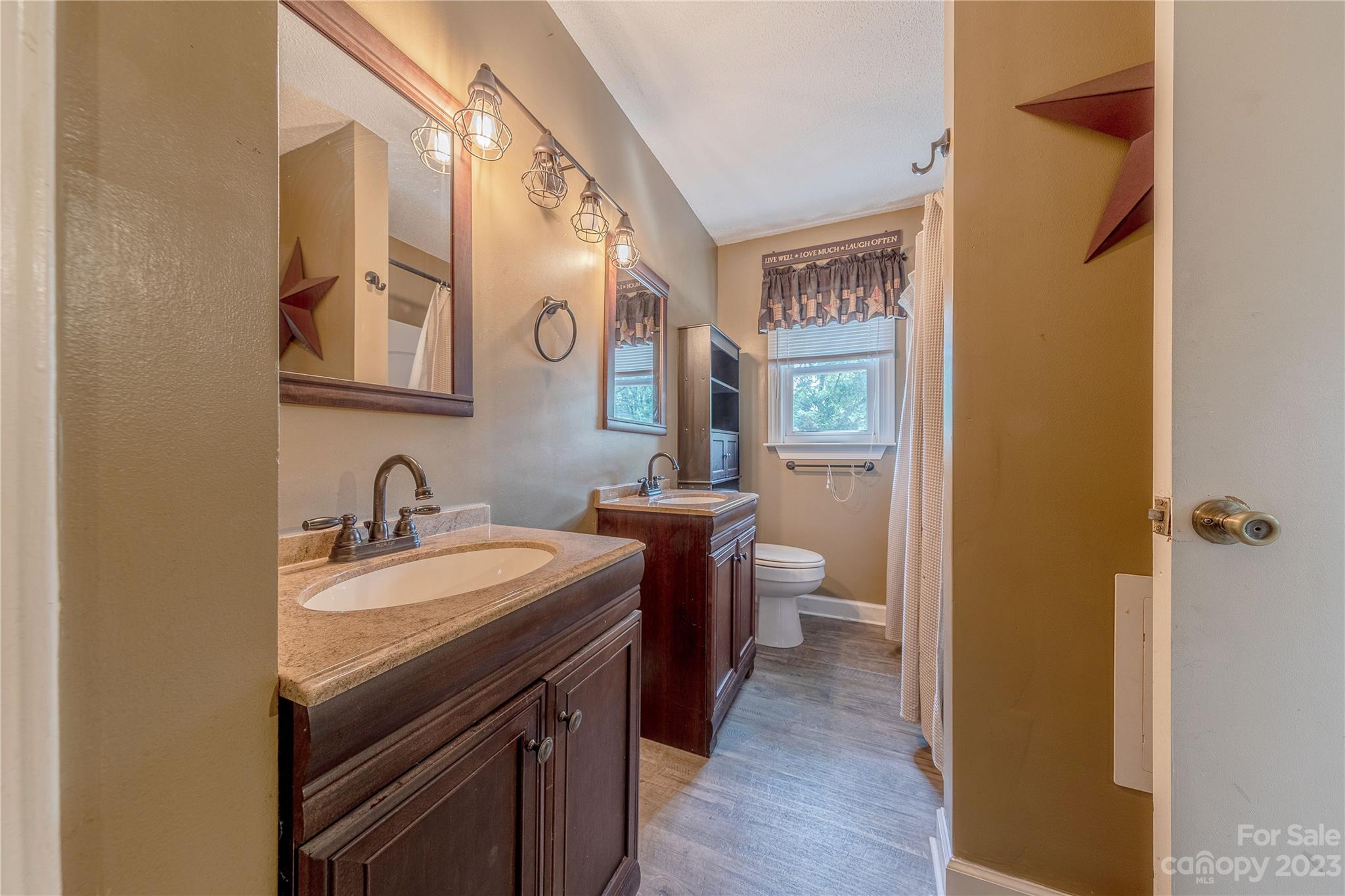 Pinedell - Residential