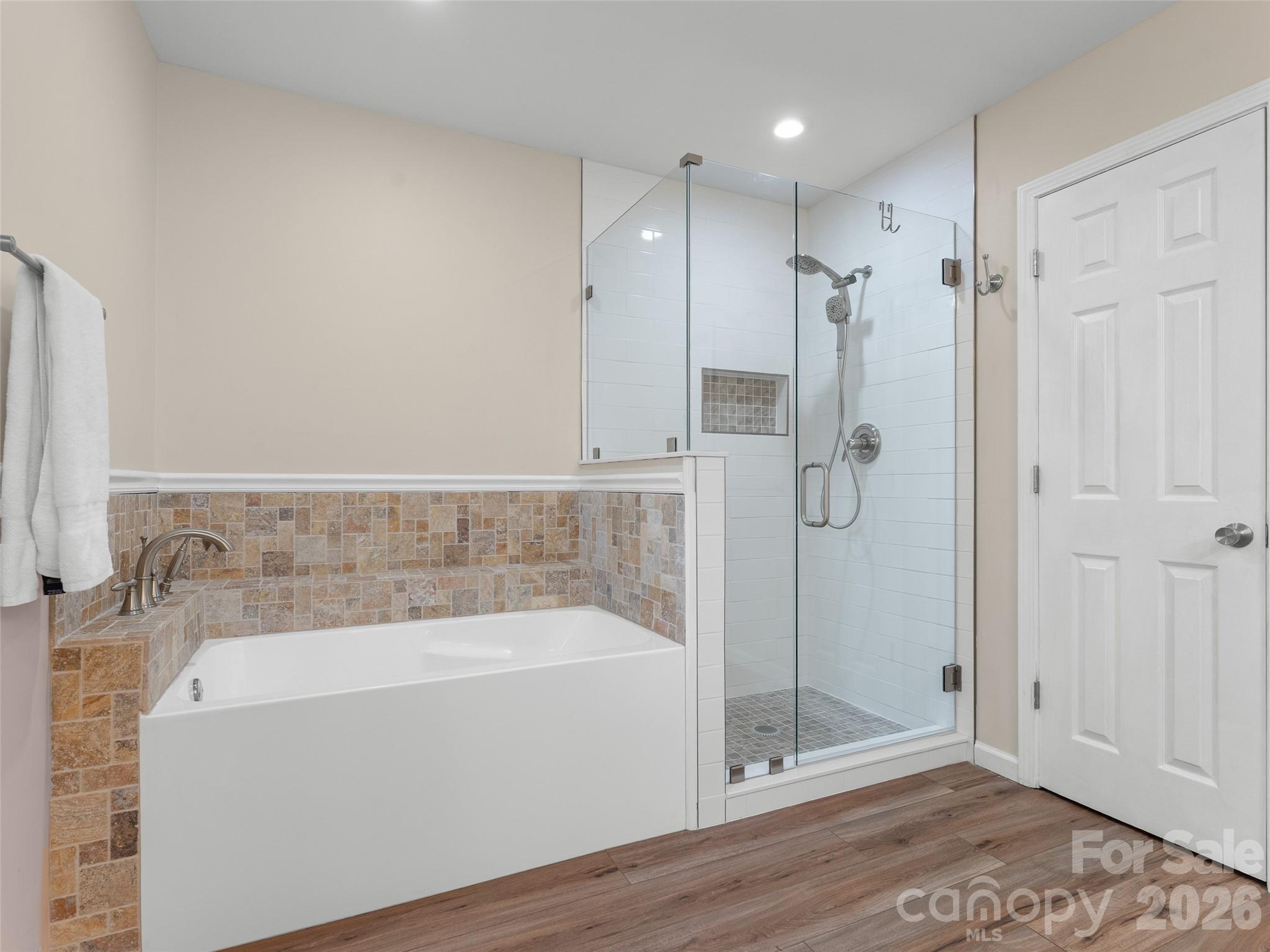 Connestee Falls - Residential
