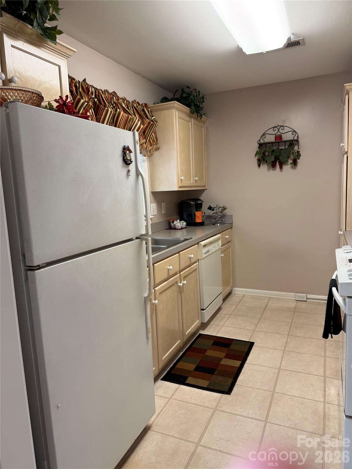 433 19th Avenue Court NE 14