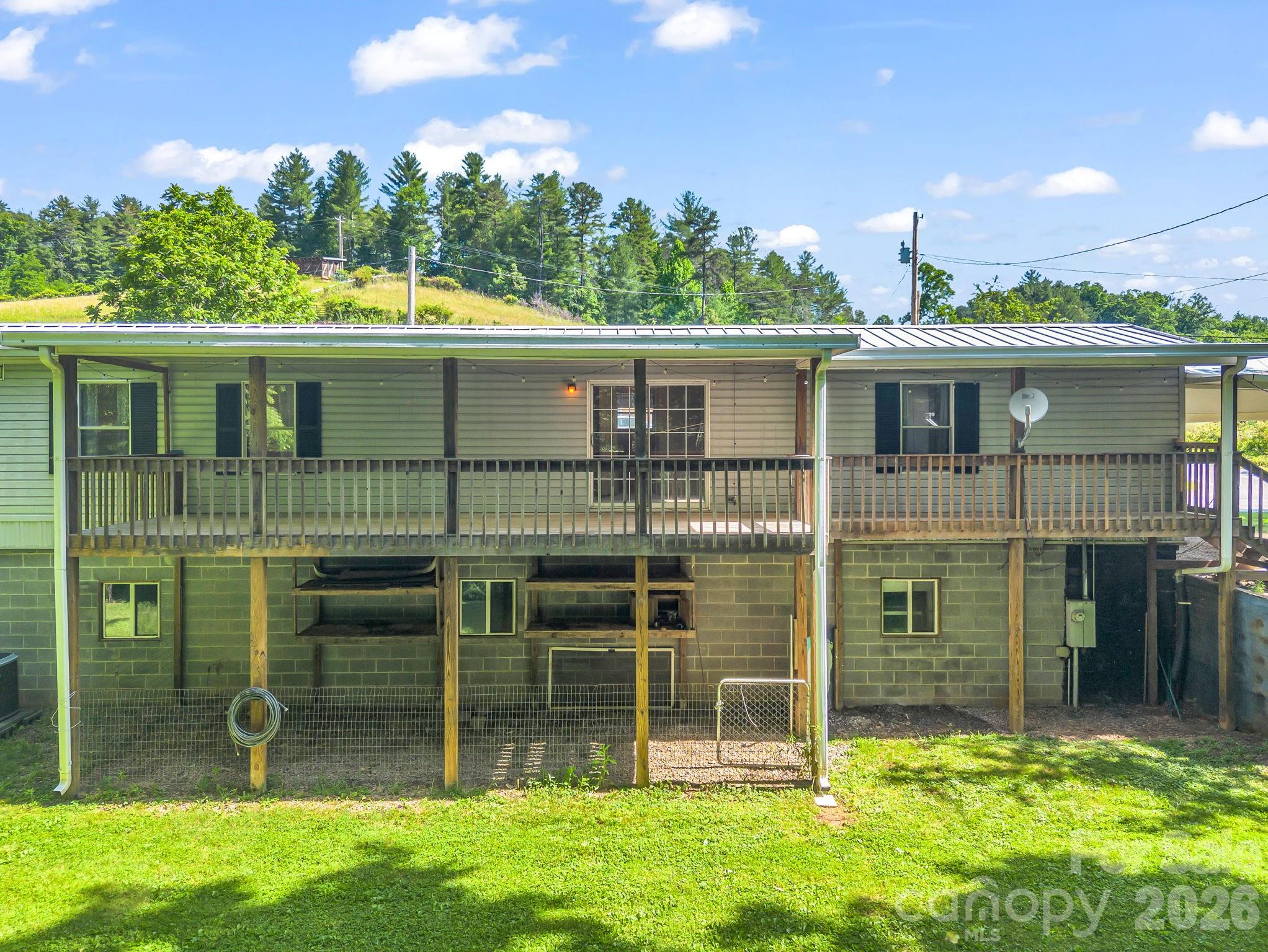 8 Don Felmet Road