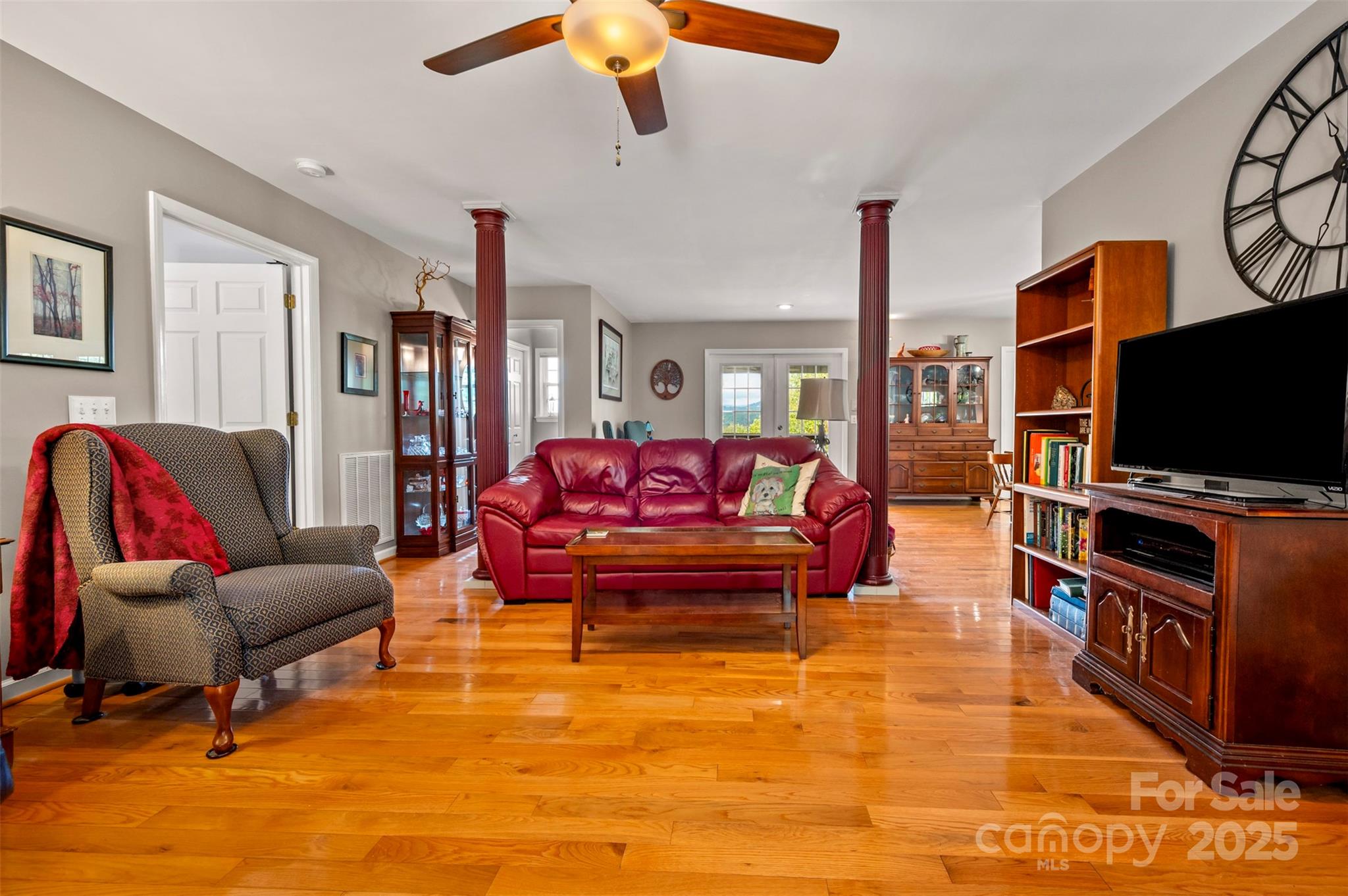 Hidden Hills - Residential