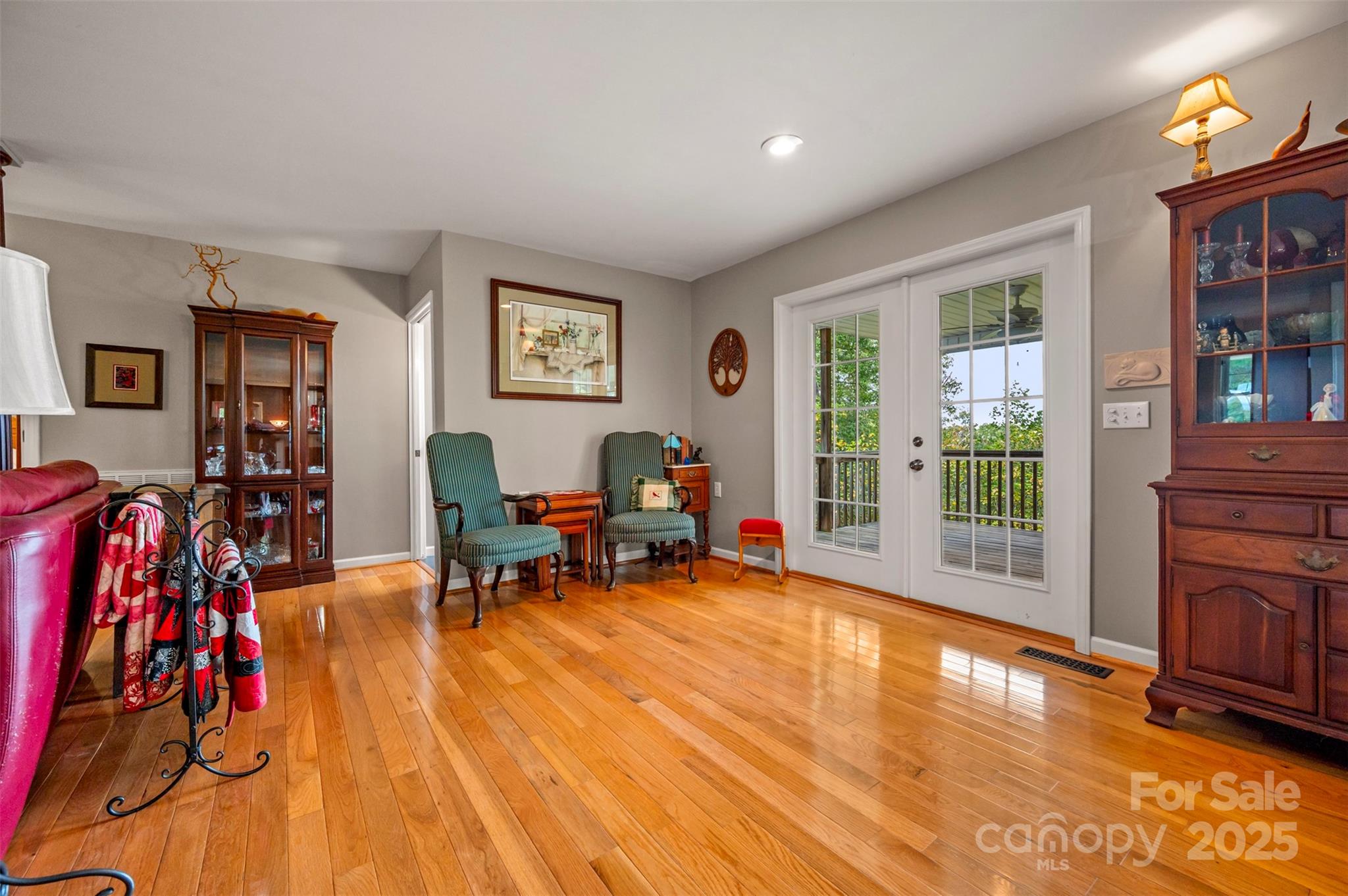 Hidden Hills - Residential