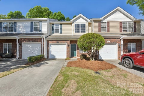 Photo of 124 Clydesdale Court, Matthews, NC 28104 (MLS # 4422976)