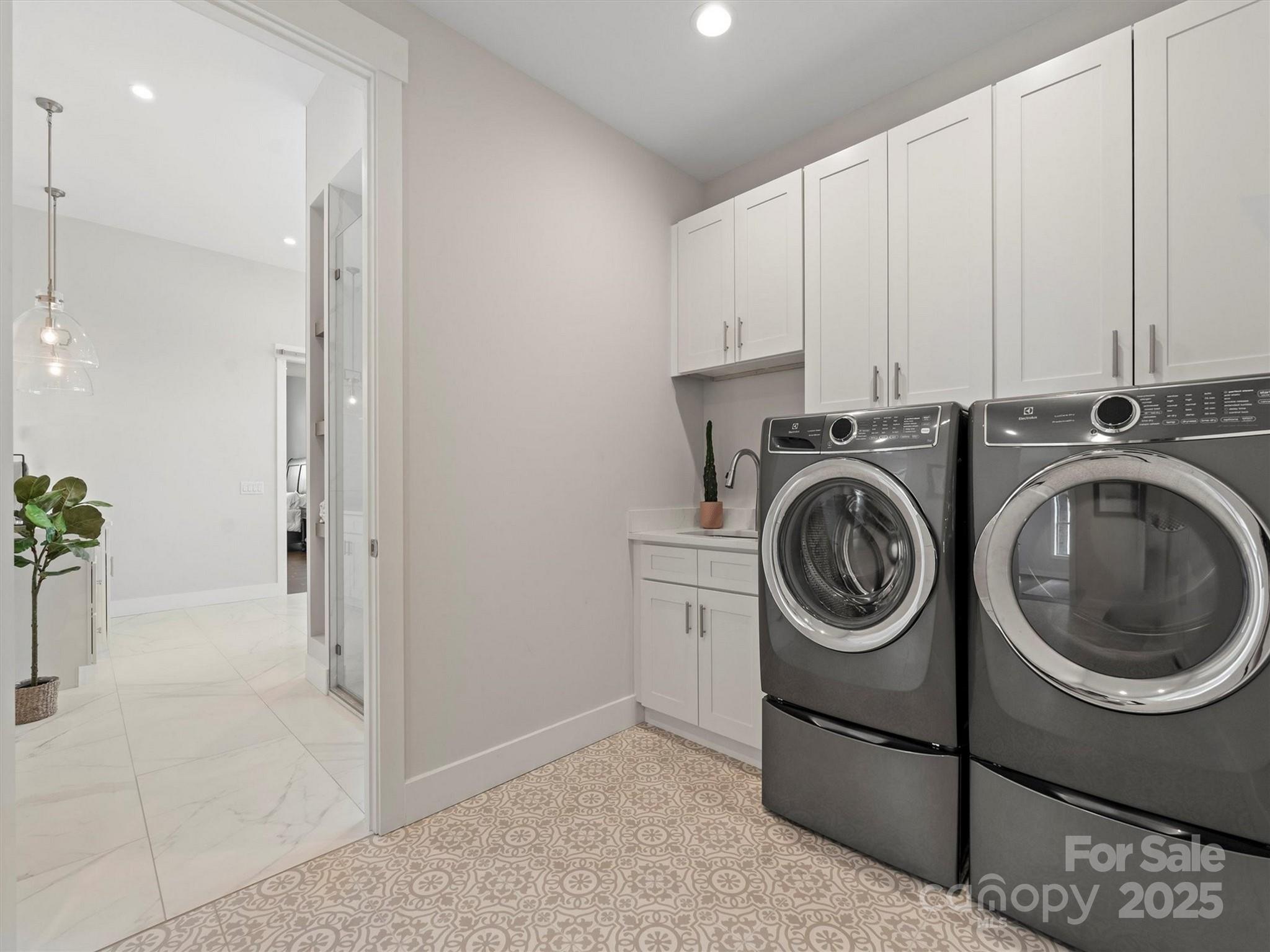 Mills River Crossing - Residential