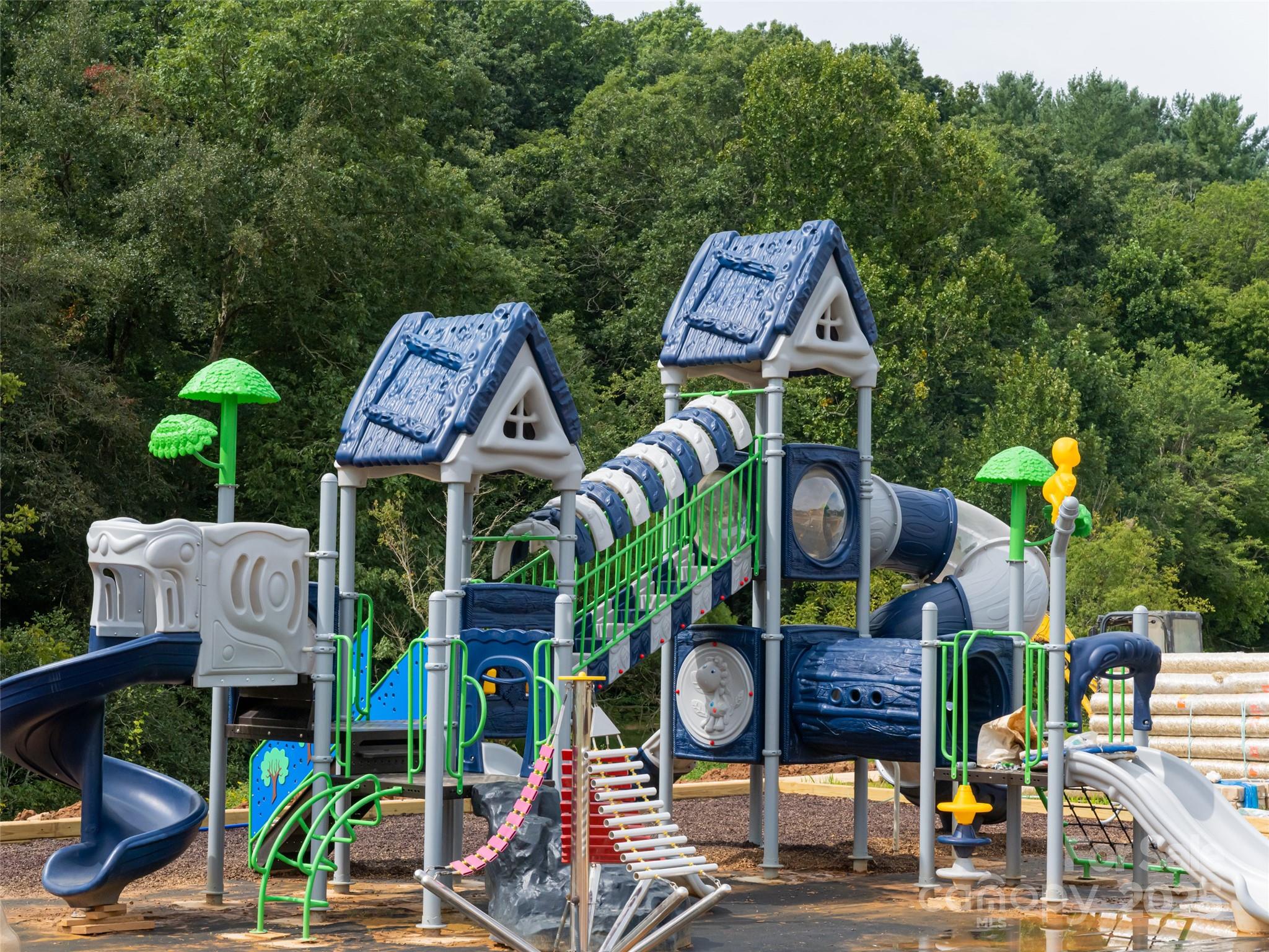 Mills River Crossing - Residential