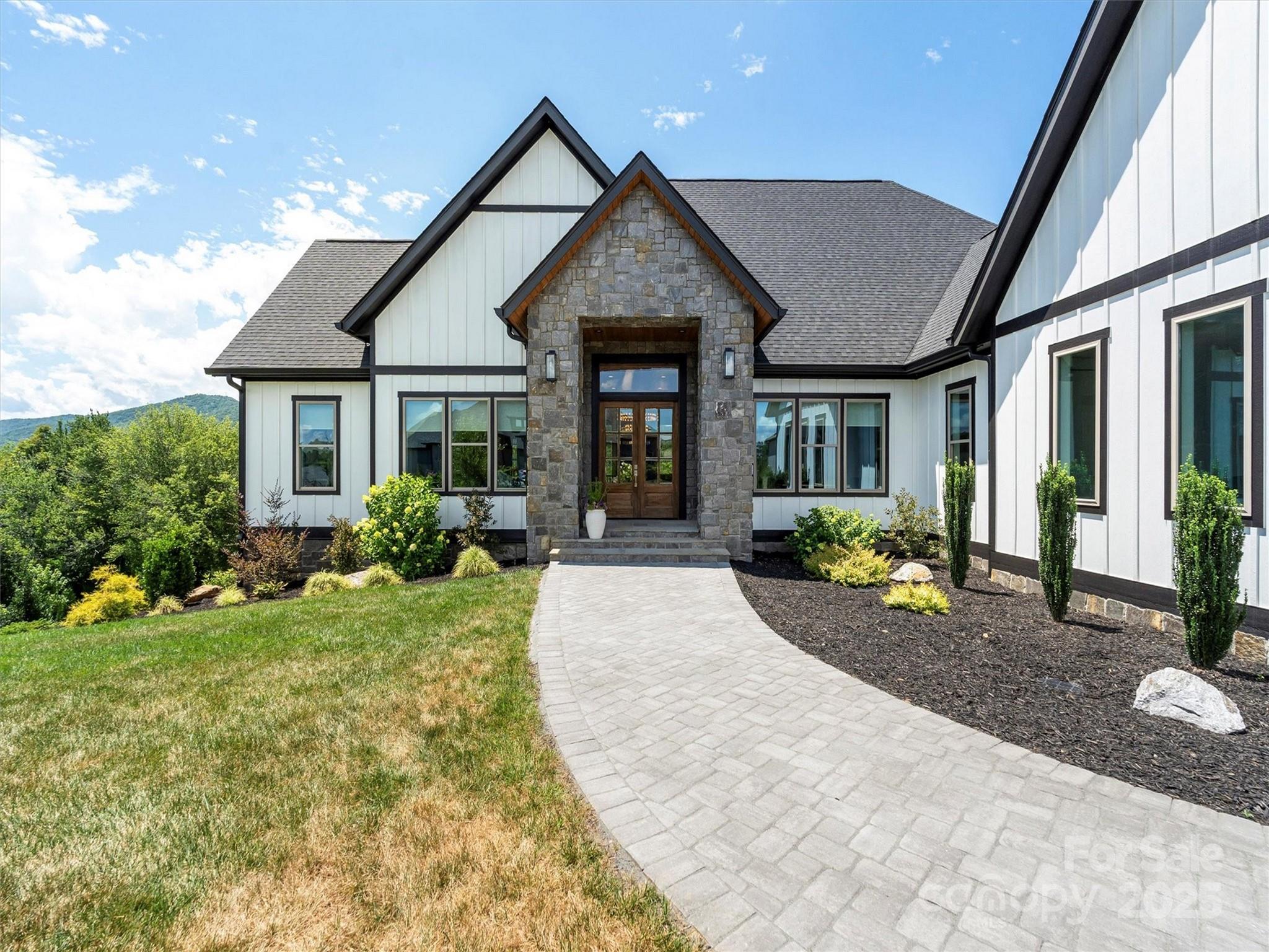 465 Daniel Circle Drive