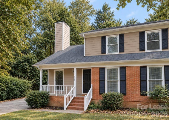 3317 WINDSOR DR, CHARLOTTE, NC 28209 - Image fe2f6cb4a8d71d1ed3ec0216cdc97d79/593148398