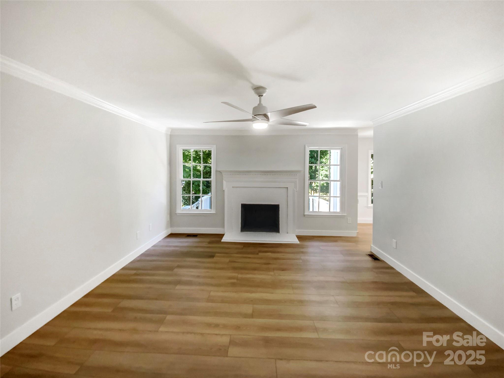 9643 Whitewood Trail
