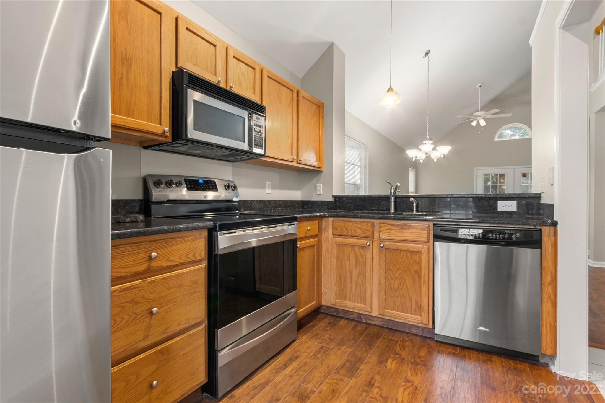 Sheffield Pointe - Residential