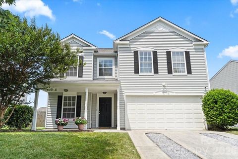 Photo of 12932 Silvaire Farm Road, Charlotte, NC 28278 (MLS # 4395219)