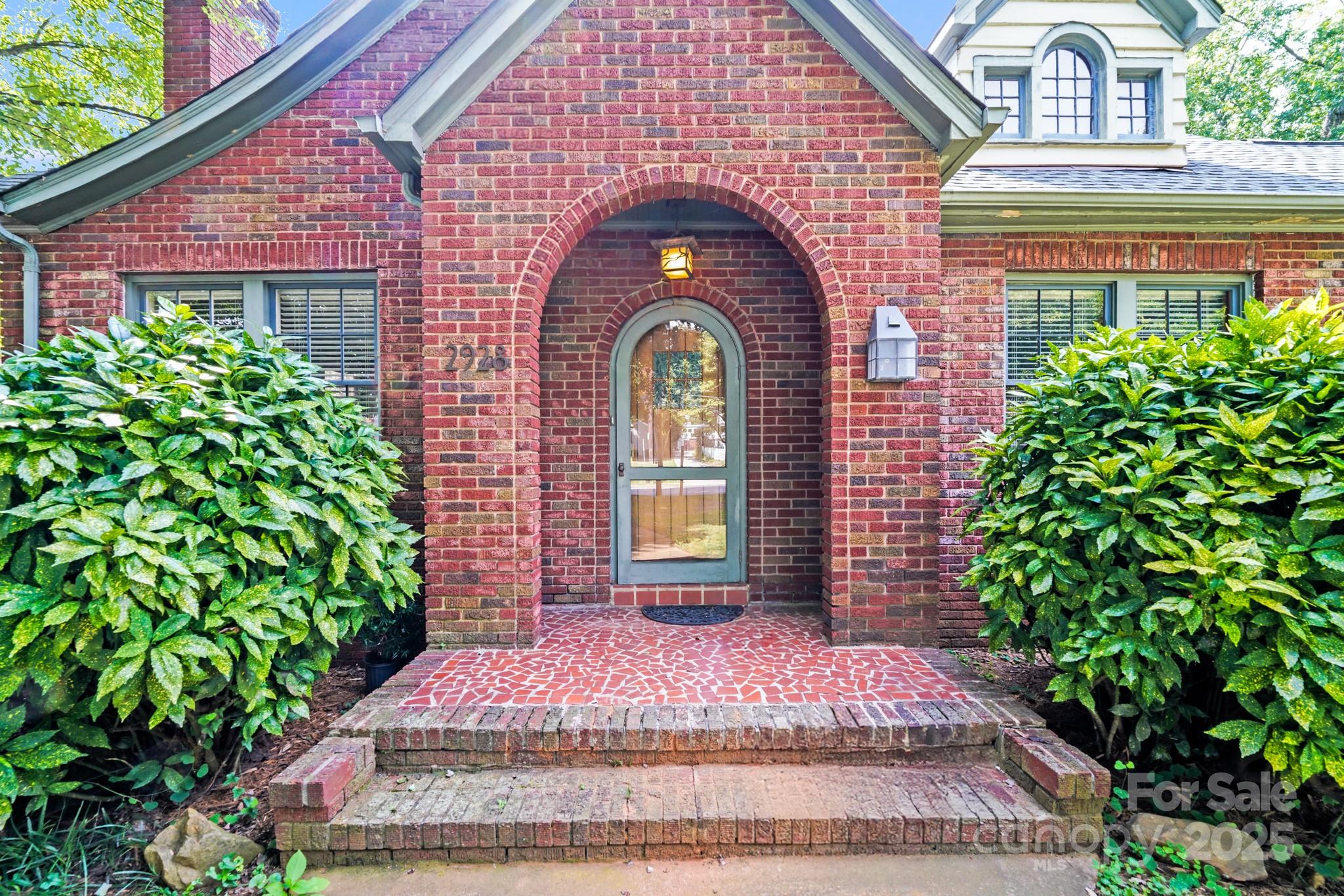 2928 Park Road