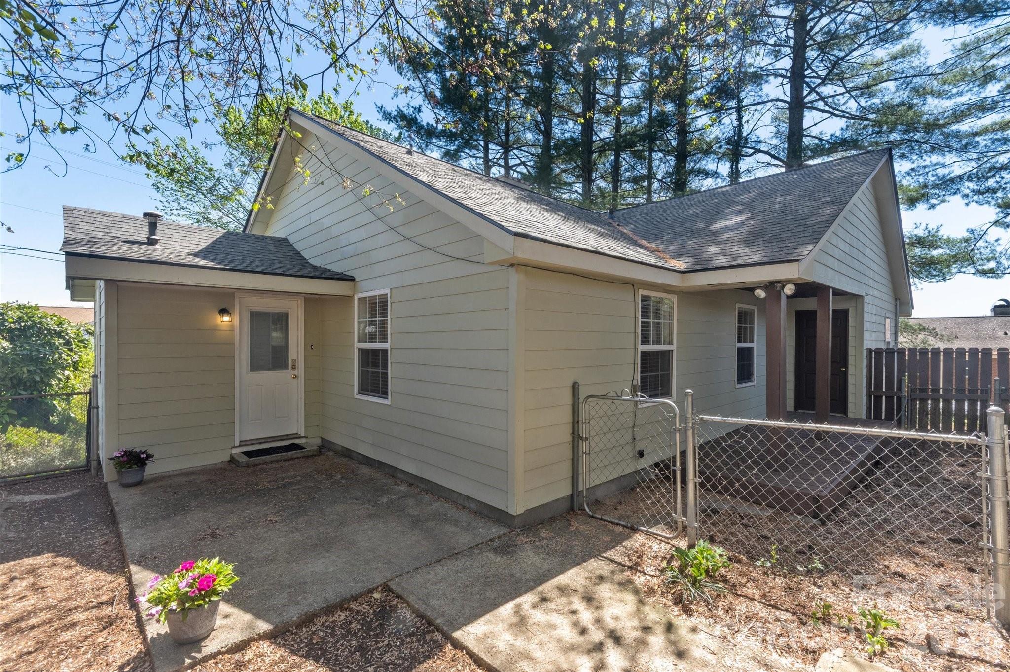 College Heights - Residential