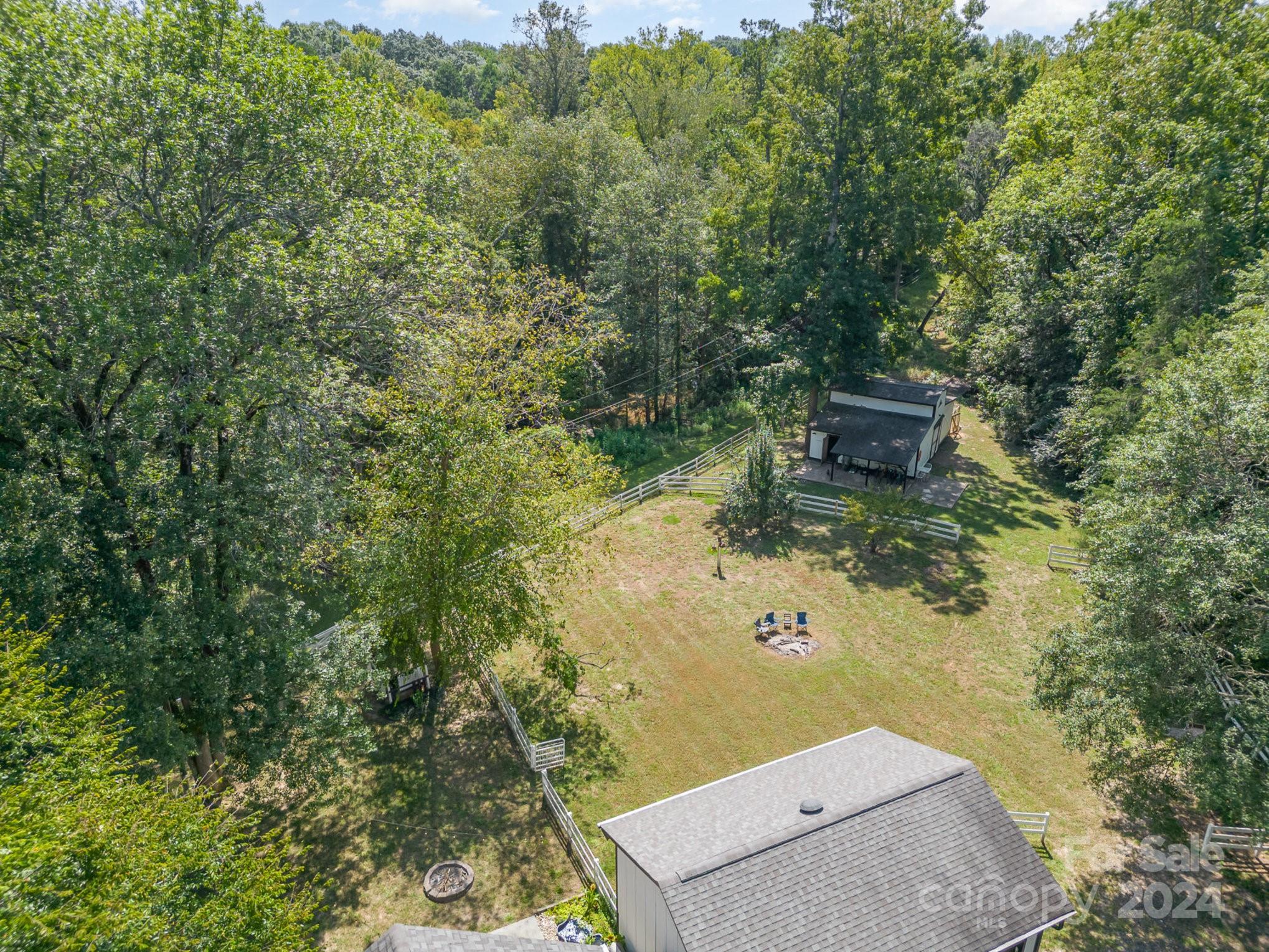 Black Horse Run - Residential