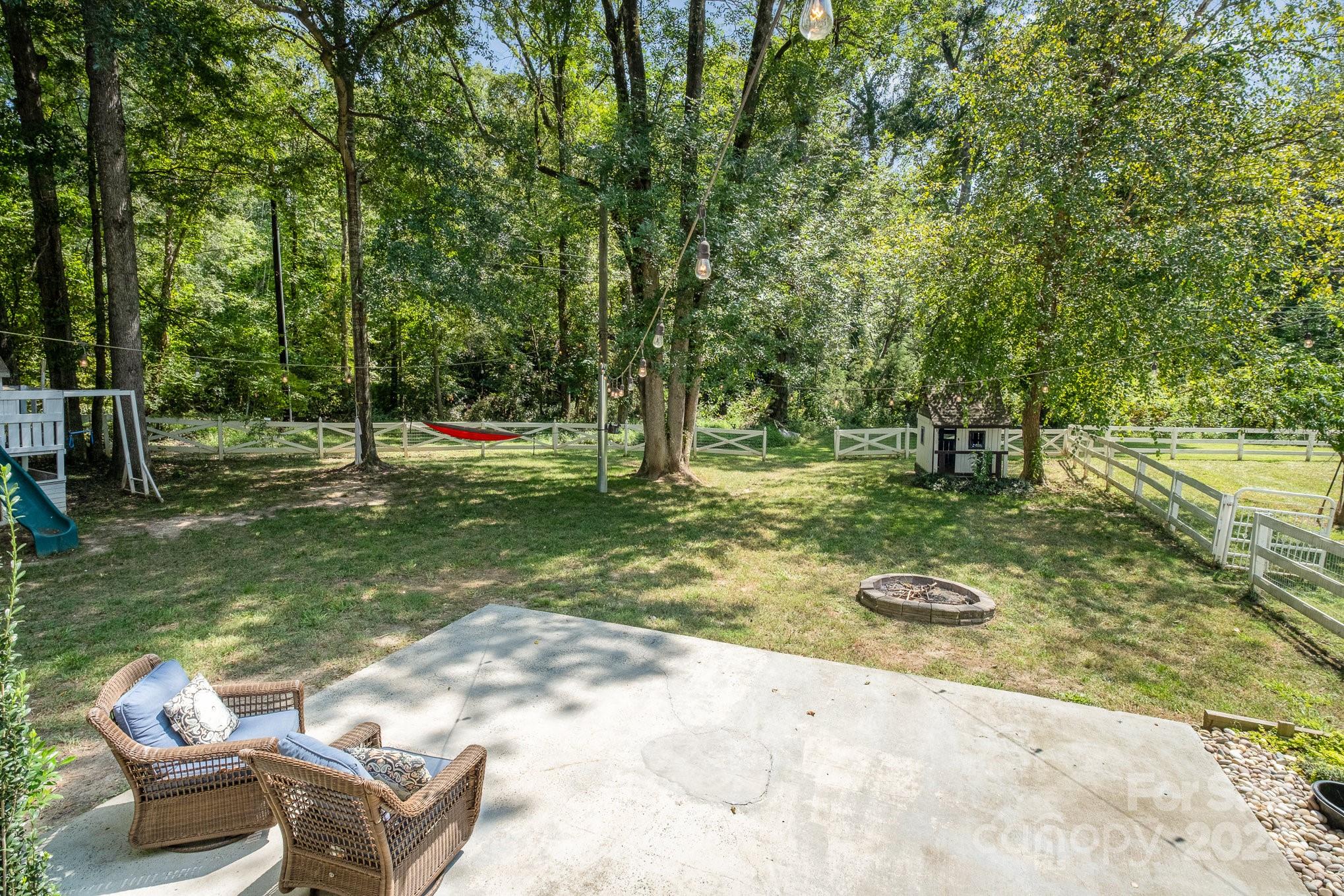 Black Horse Run - Residential