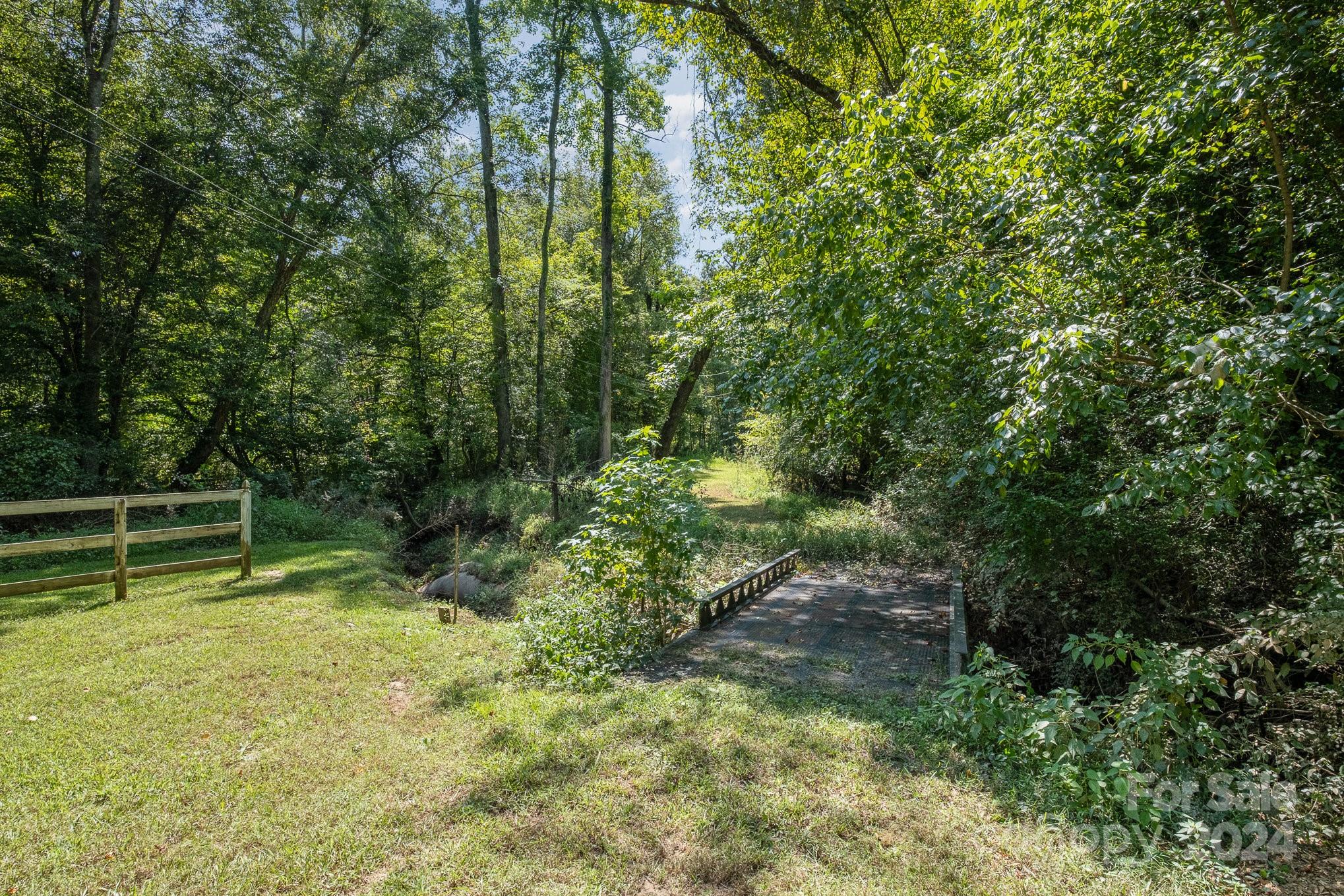 Black Horse Run - Residential