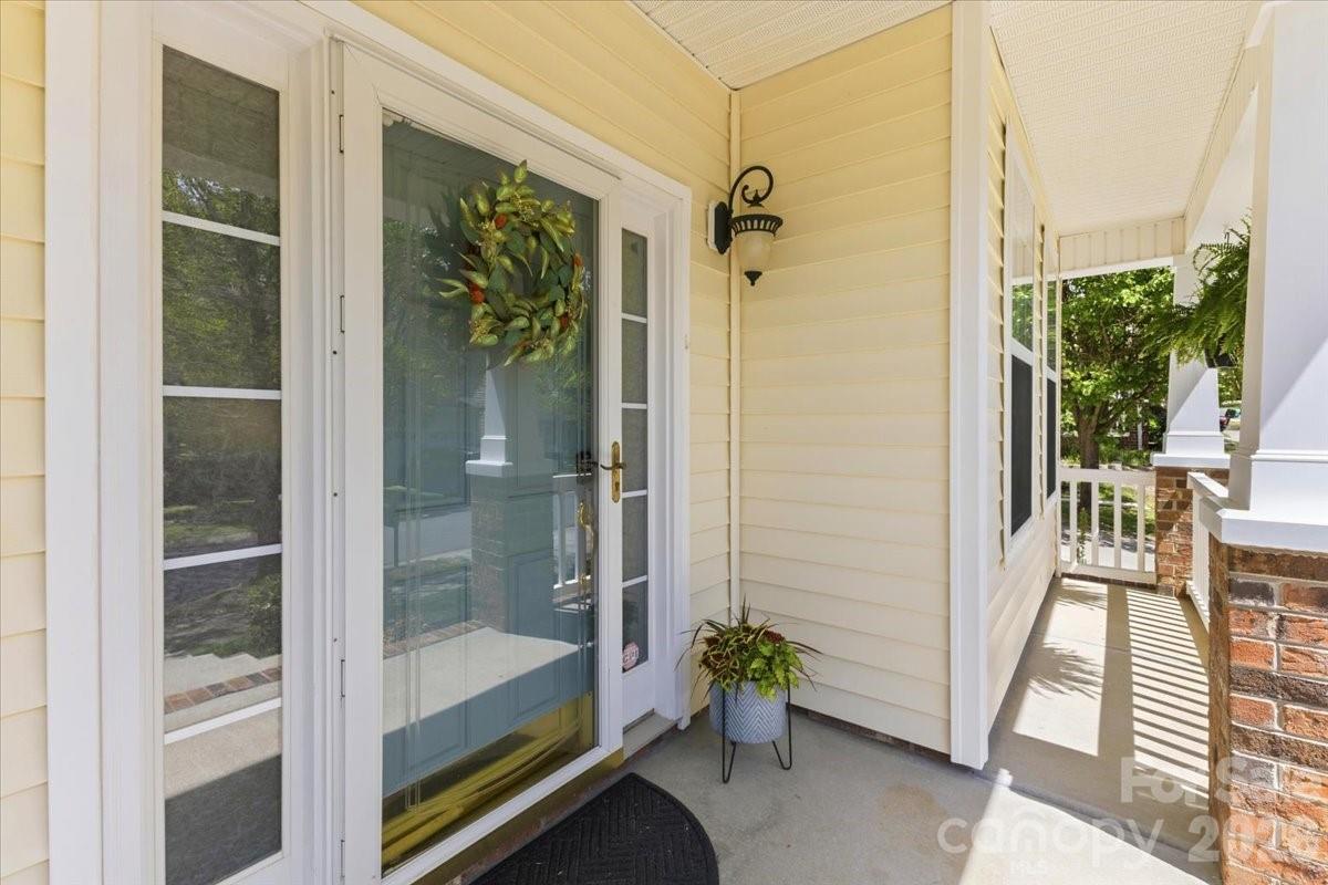 12240 Fullerton Court