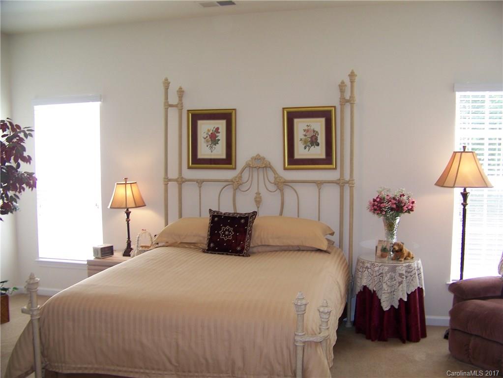 Autumn Cove At Lake Wylie - Residential